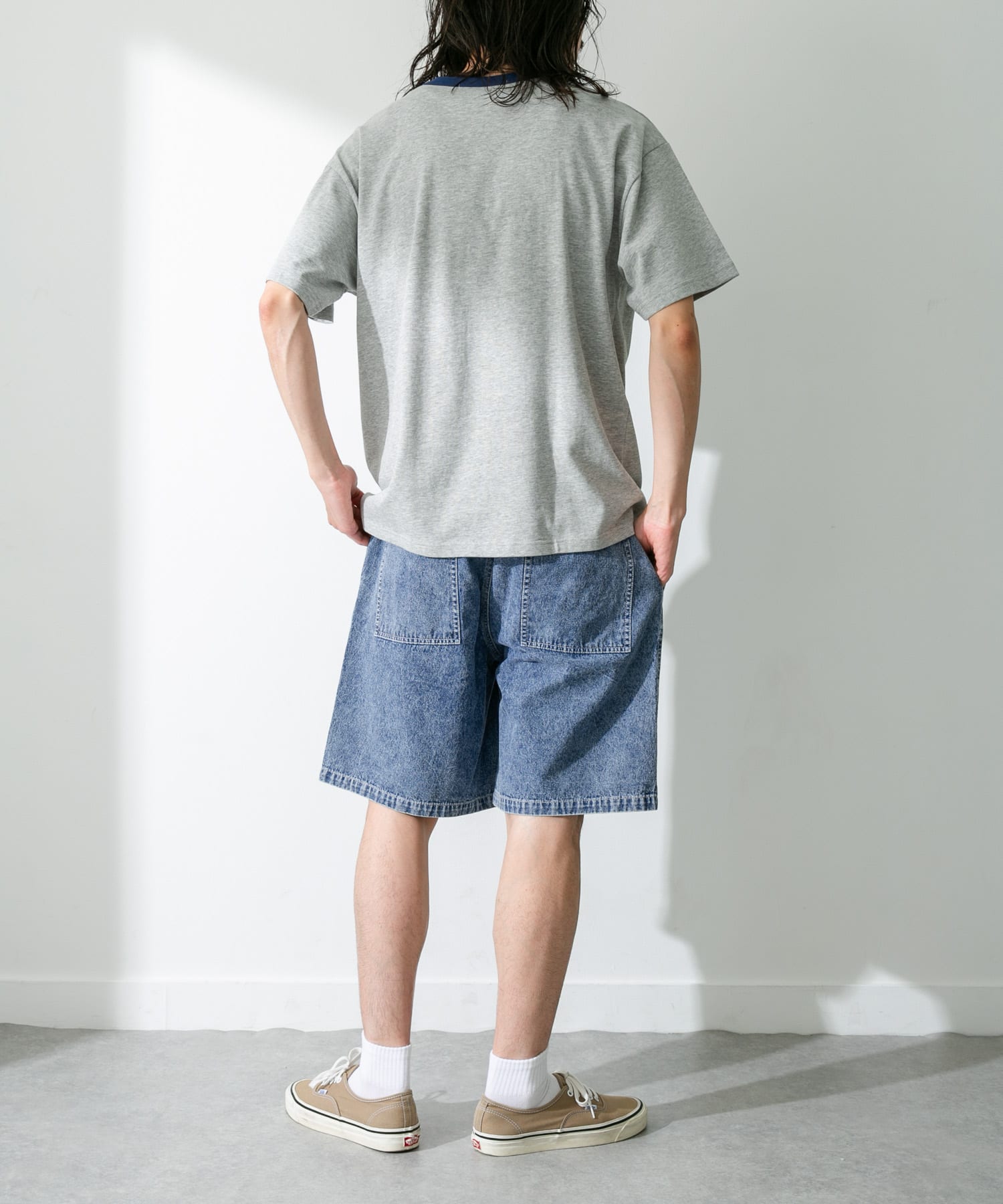 身長：180cm 体重：60kg サイズ：L