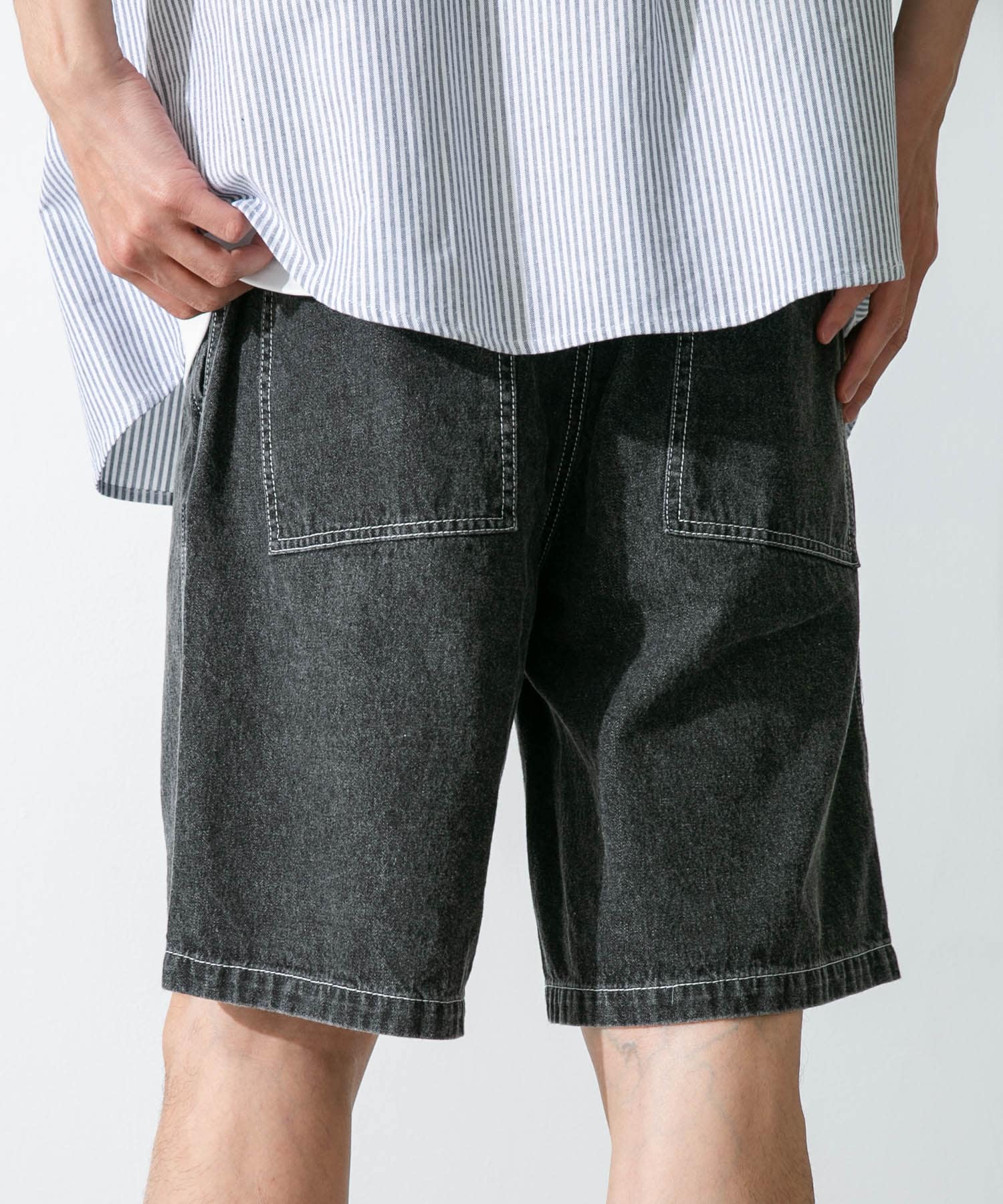 身長：180cm 体重：60kg サイズ：L