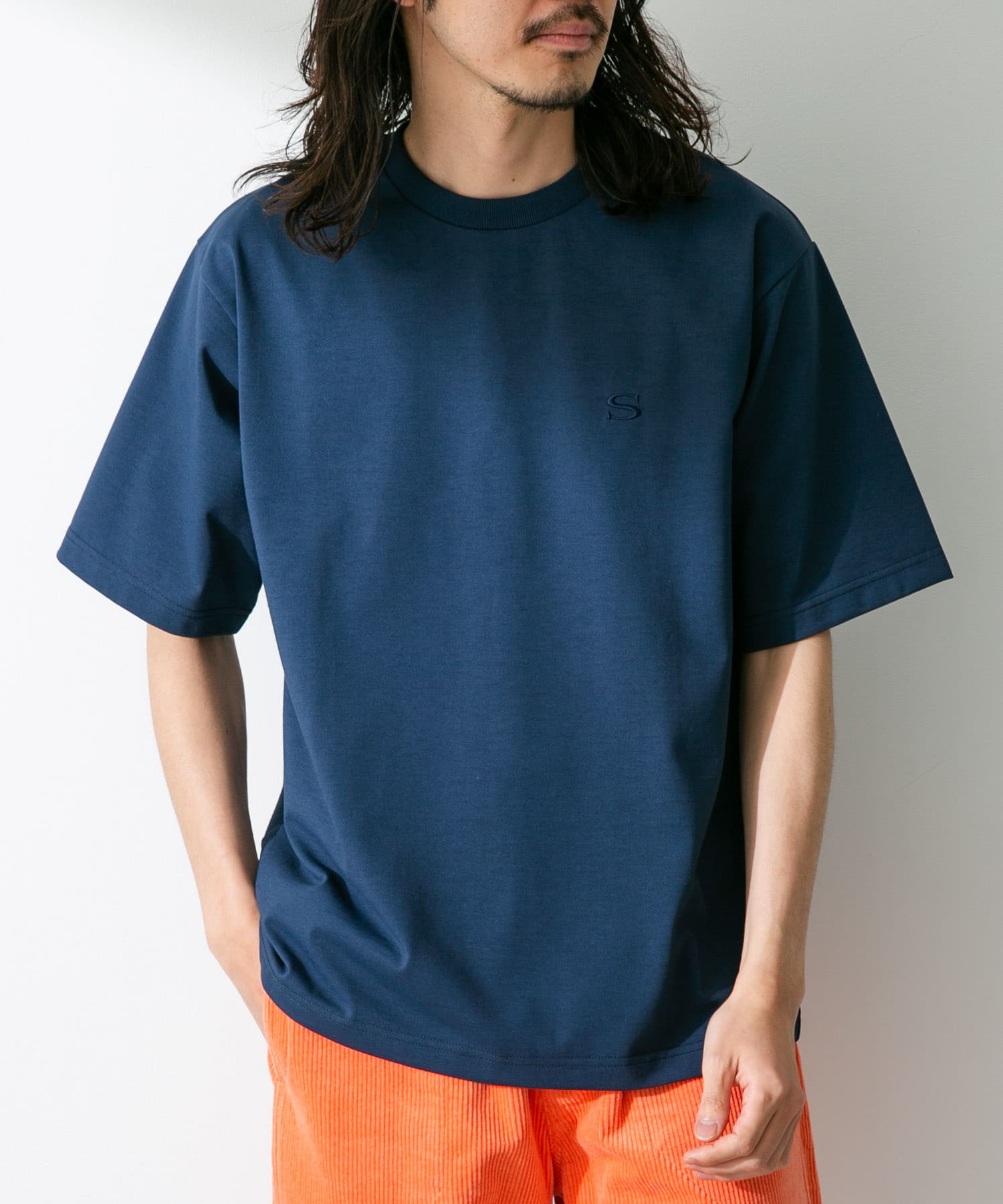 身長：180cm 体重：60kg サイズ：L