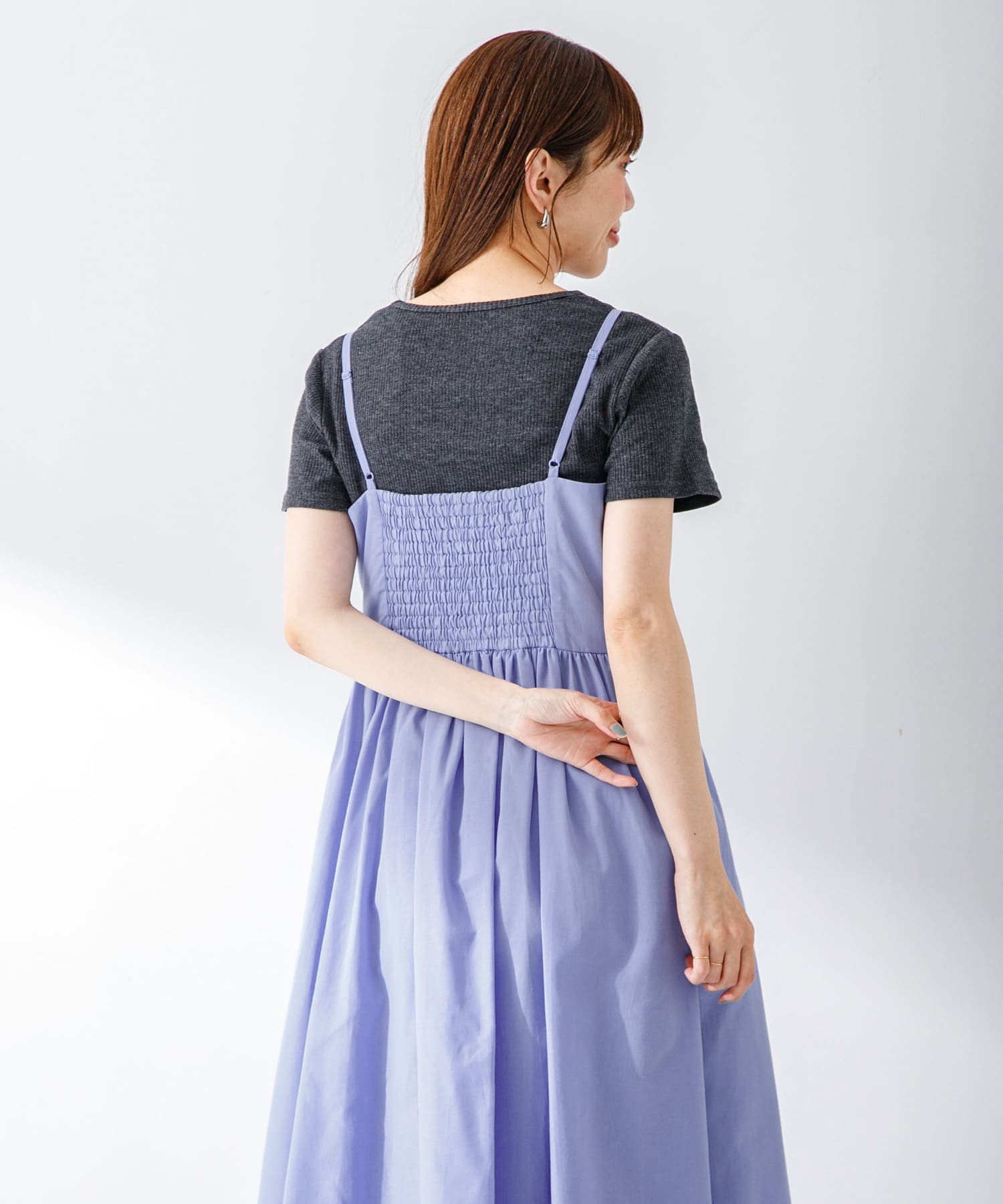 ブルー