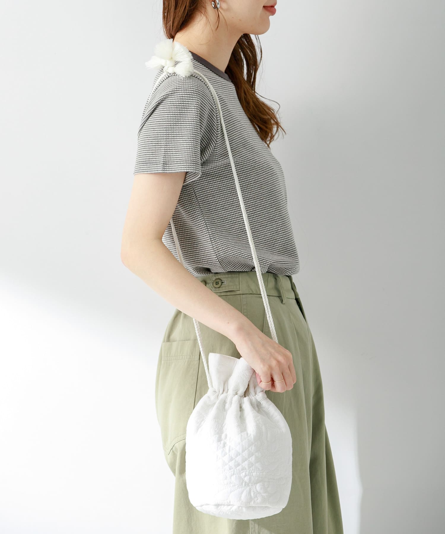 エンブロイダリーコットンポシェット オフ one