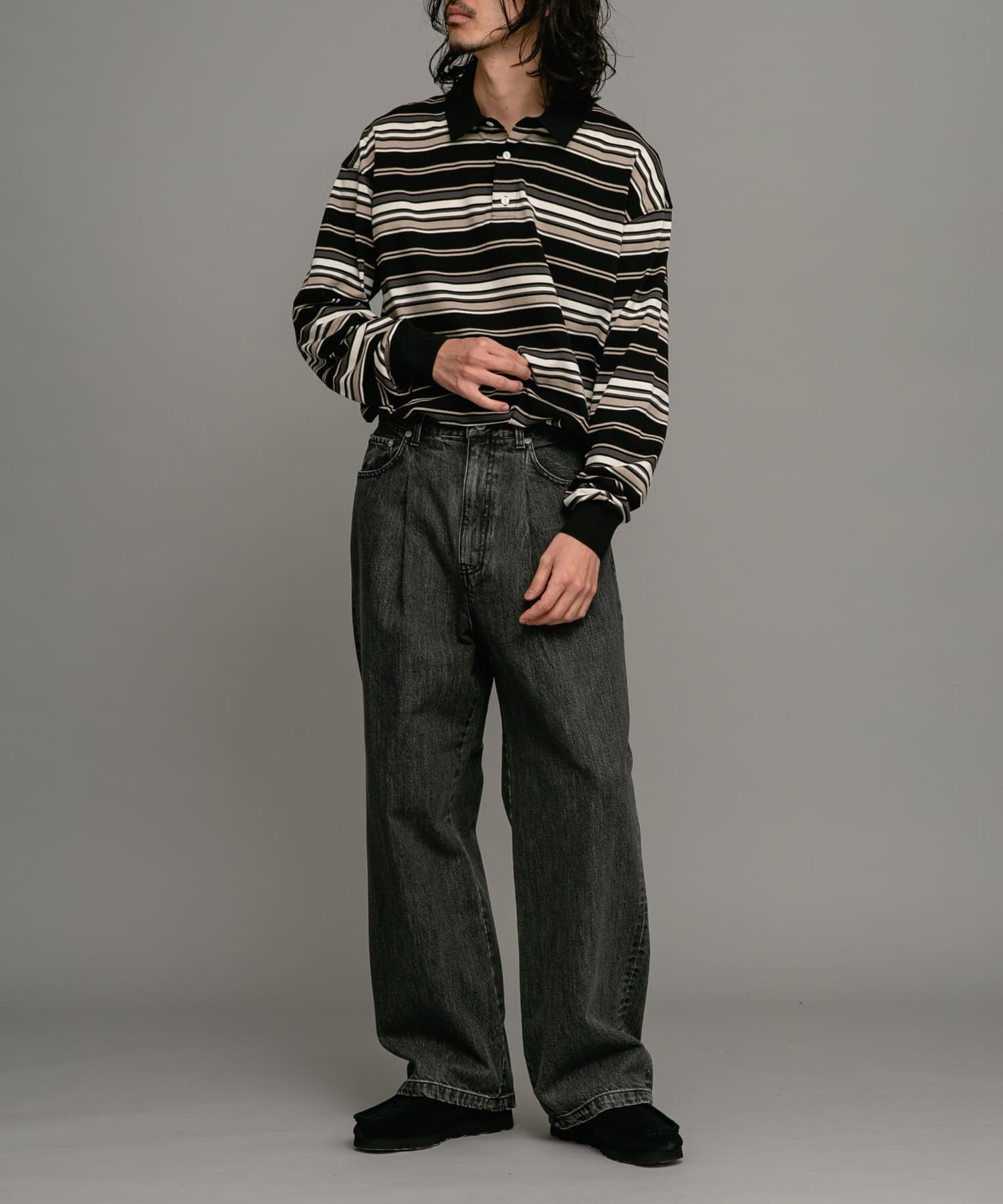 身長：180cm 体重：60kg サイズ：L