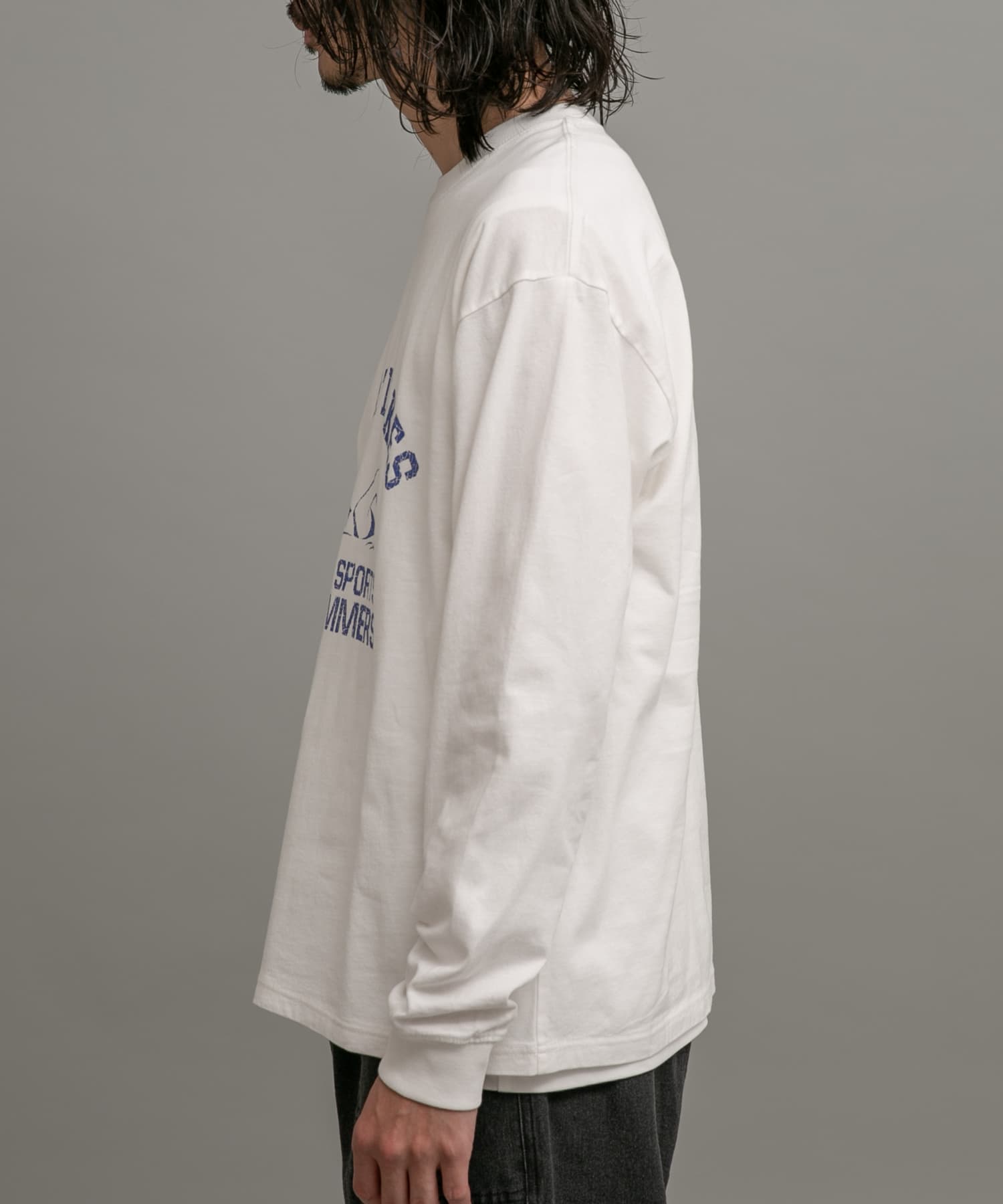 身長：180cm 体重：60kg サイズ：L