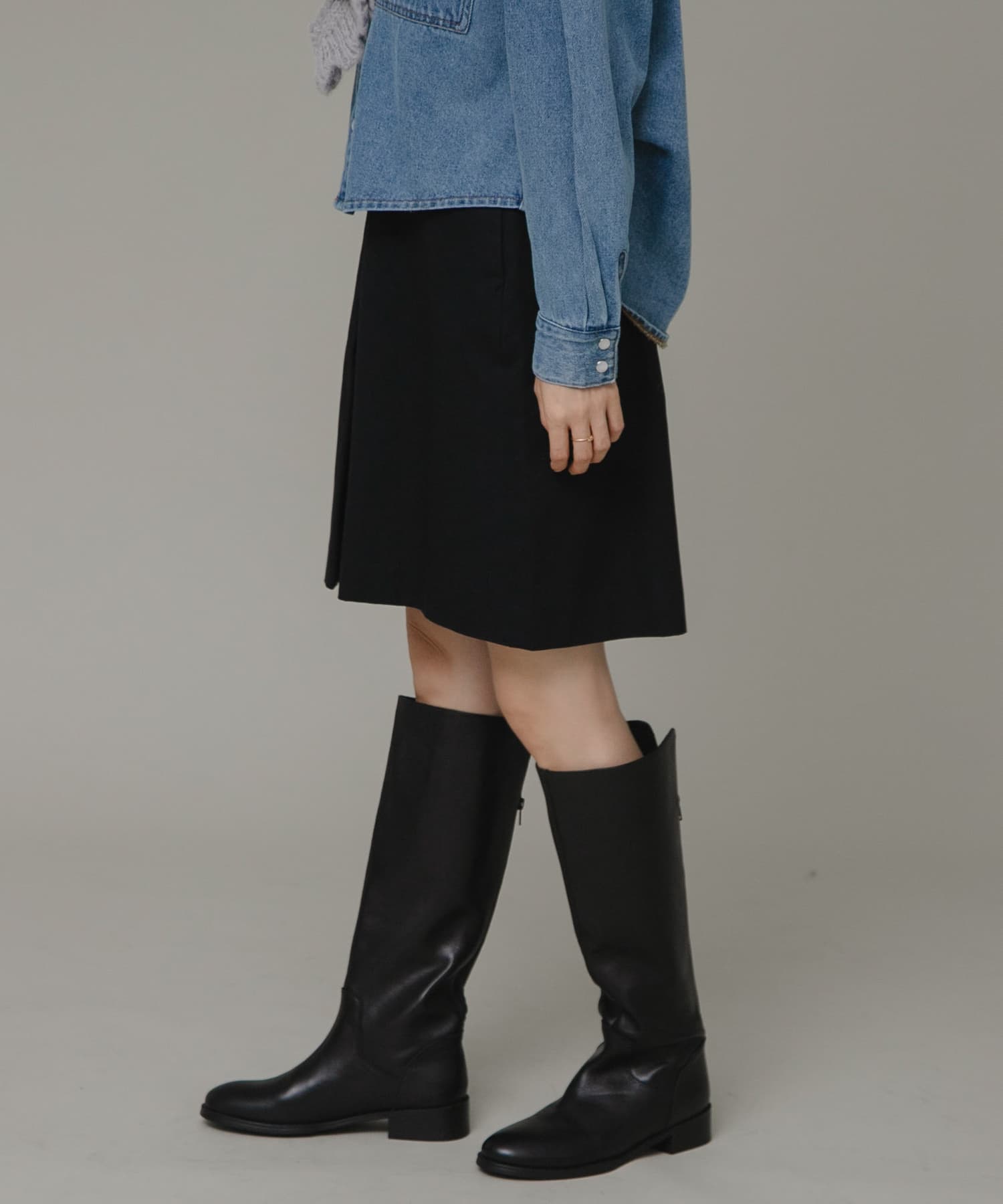 身長：164cm サイズ：36