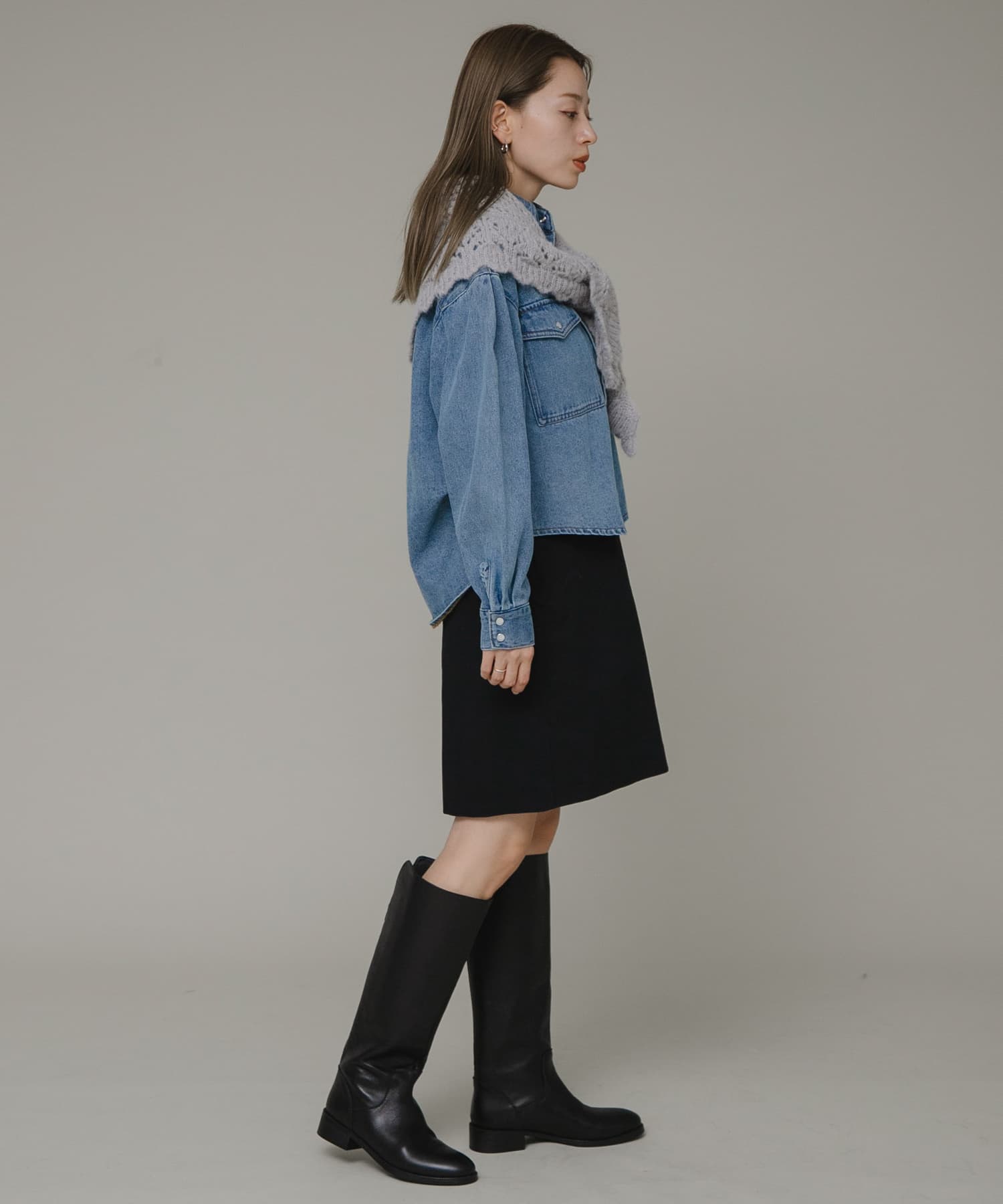 ダークネイビー