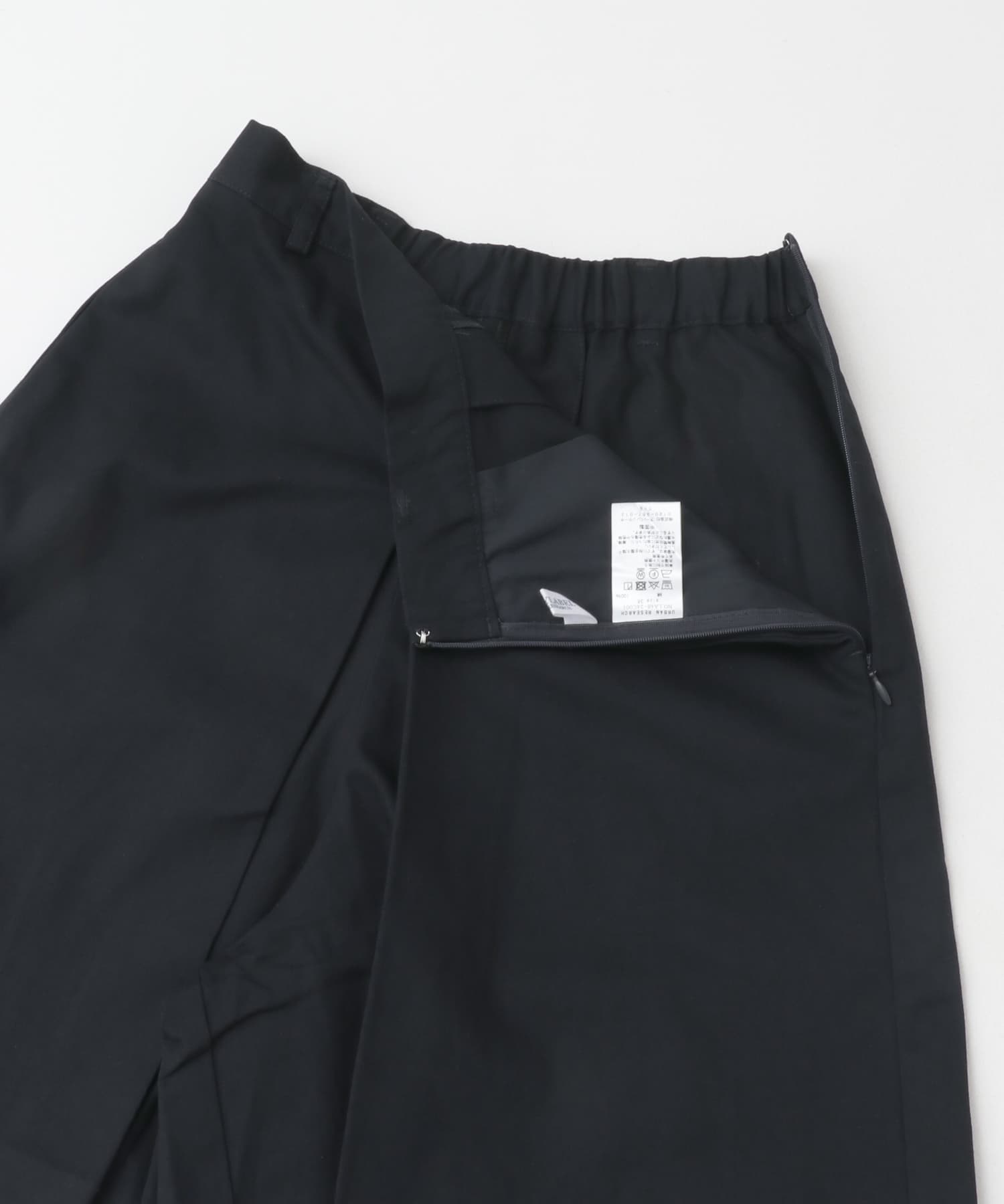 ダークネイビー