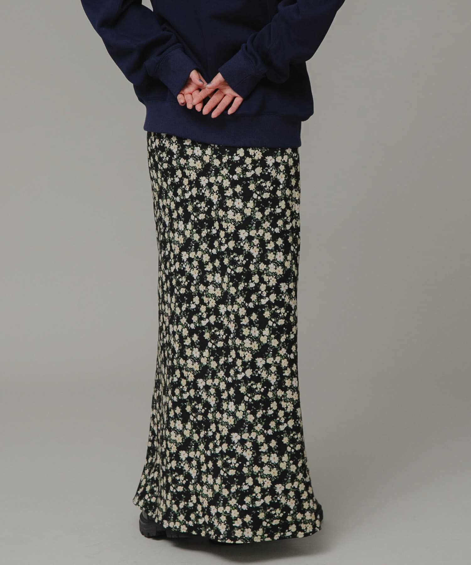 身長：166cm サイズ：38