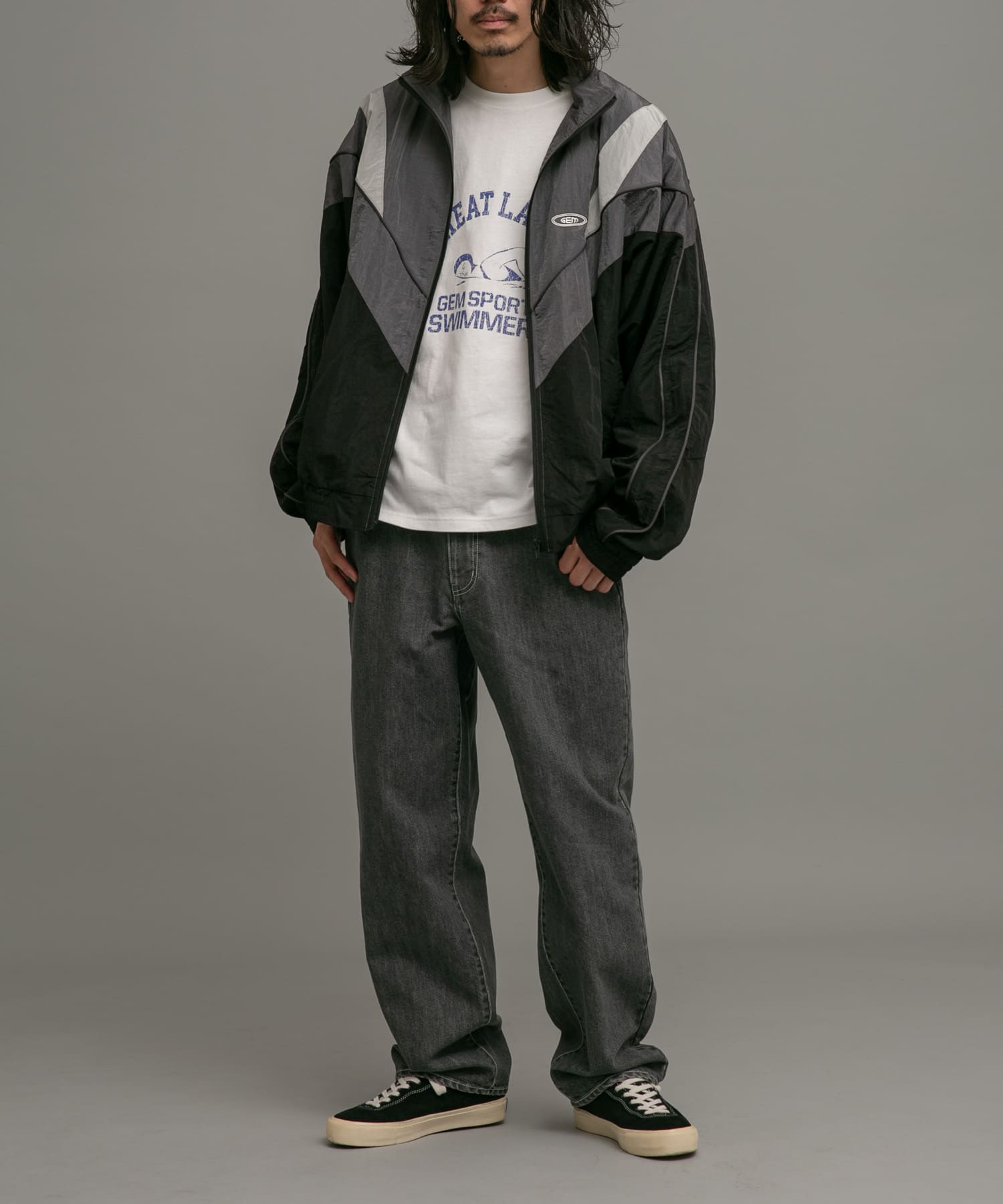 身長：180cm 体重：60kg サイズ：L