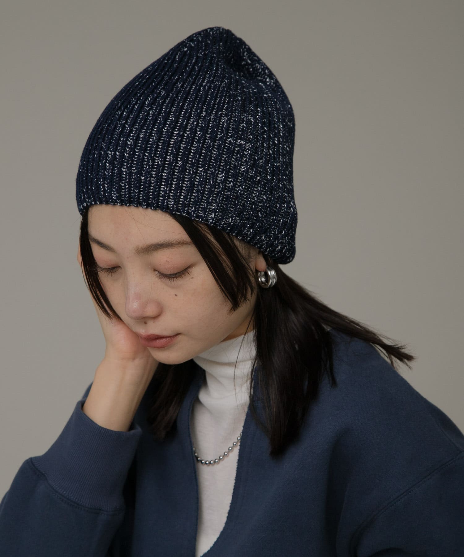 ネイビー