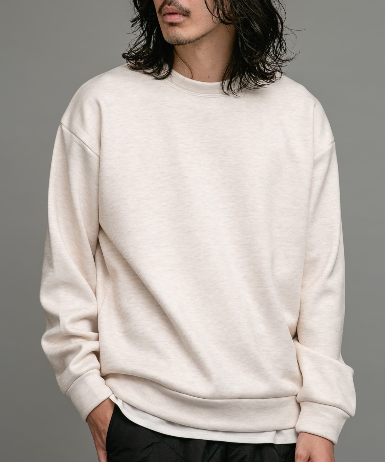 身長：180cm 体重：60kg サイズ：L