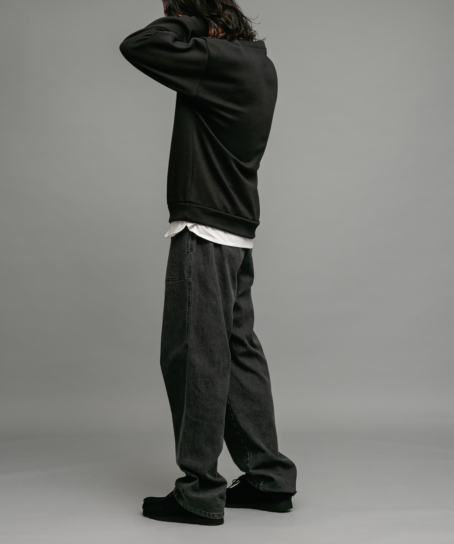 身長：180cm 体重：60kg サイズ：L