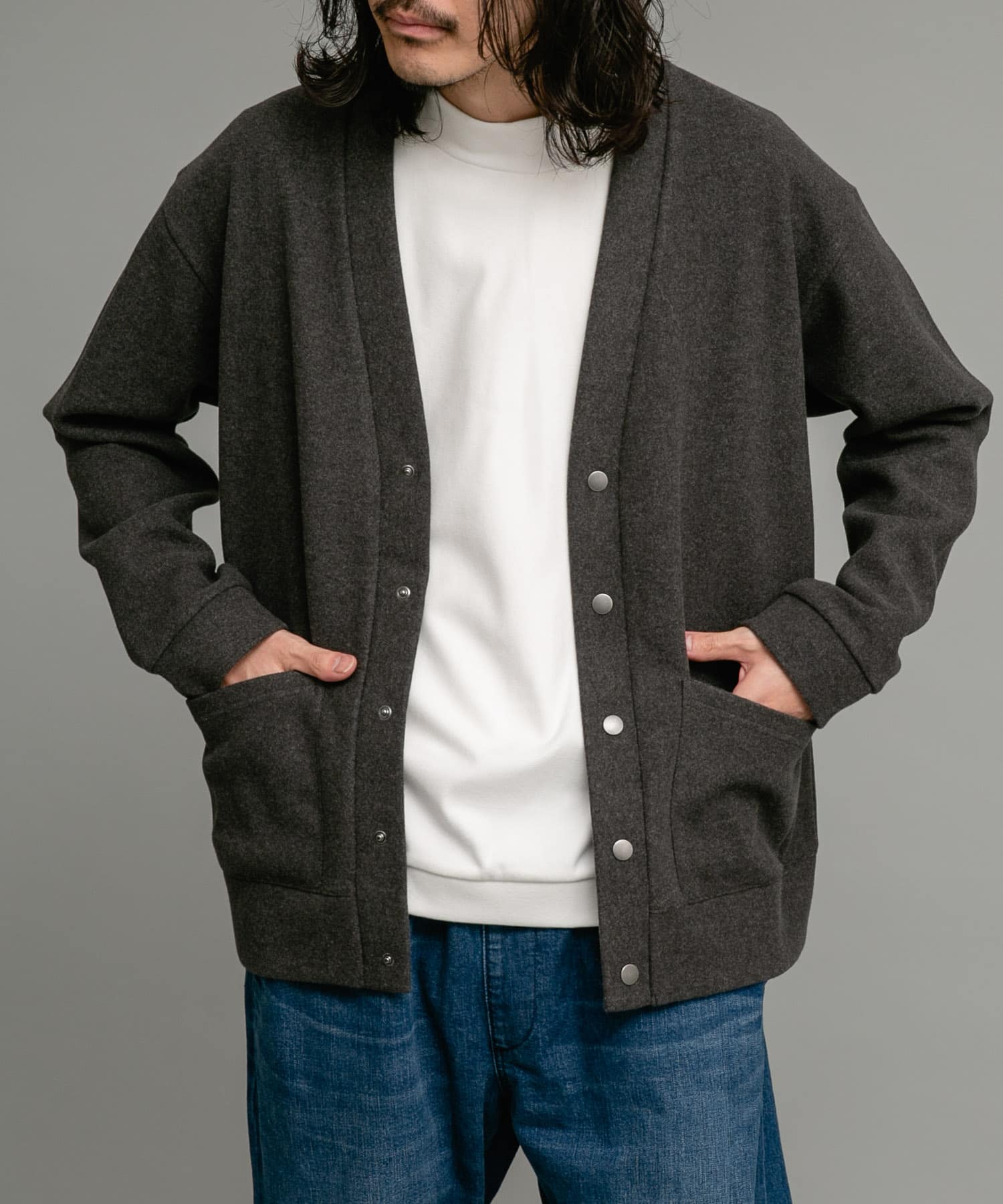 身長：180cm 体重：60kg サイズ：L