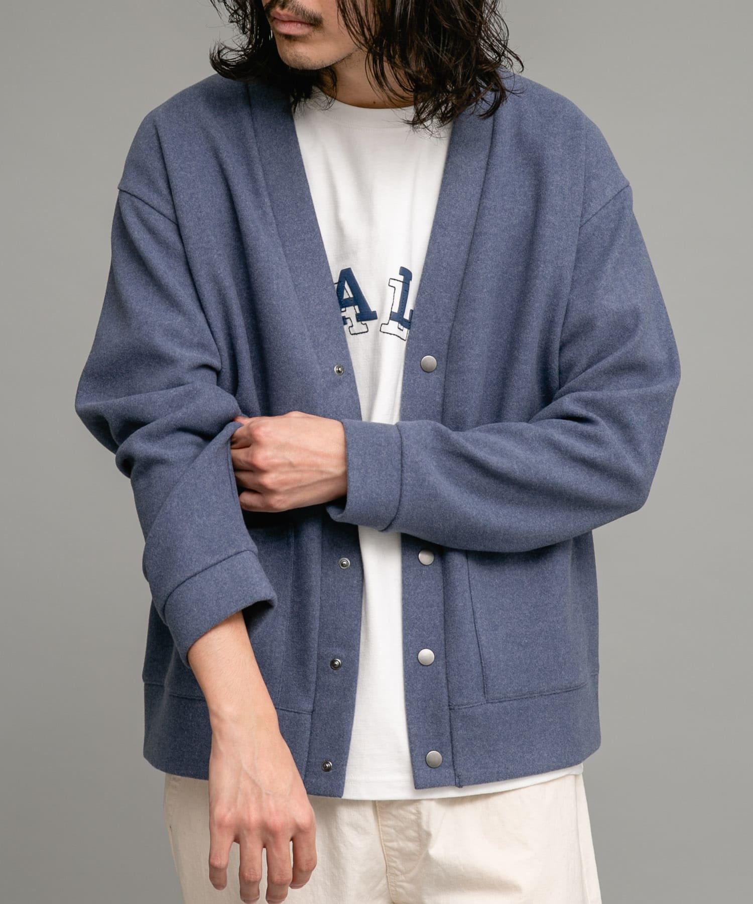 身長：180cm 体重：60kg サイズ：L