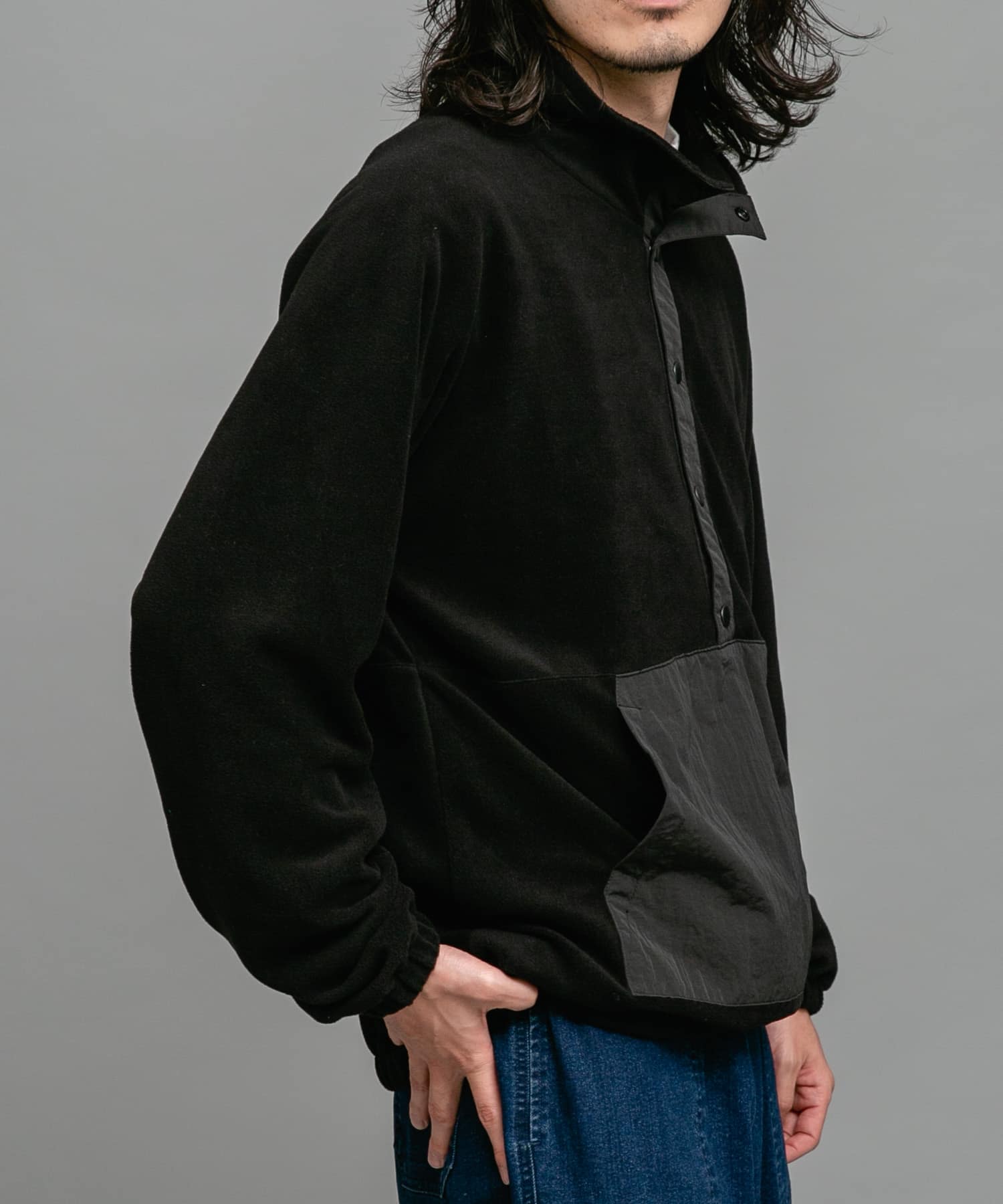 身長：180cm 体重：60kg サイズ：L