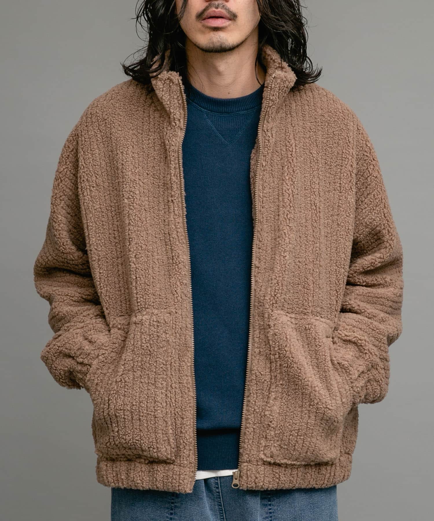 身長：180cm 体重：60kg サイズ：L