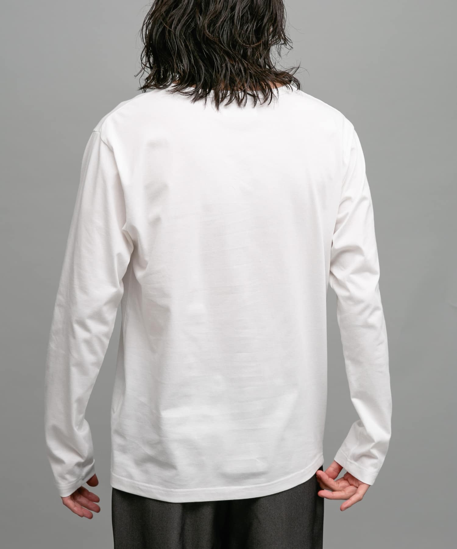 身長：180cm 体重：60kg サイズ：XL