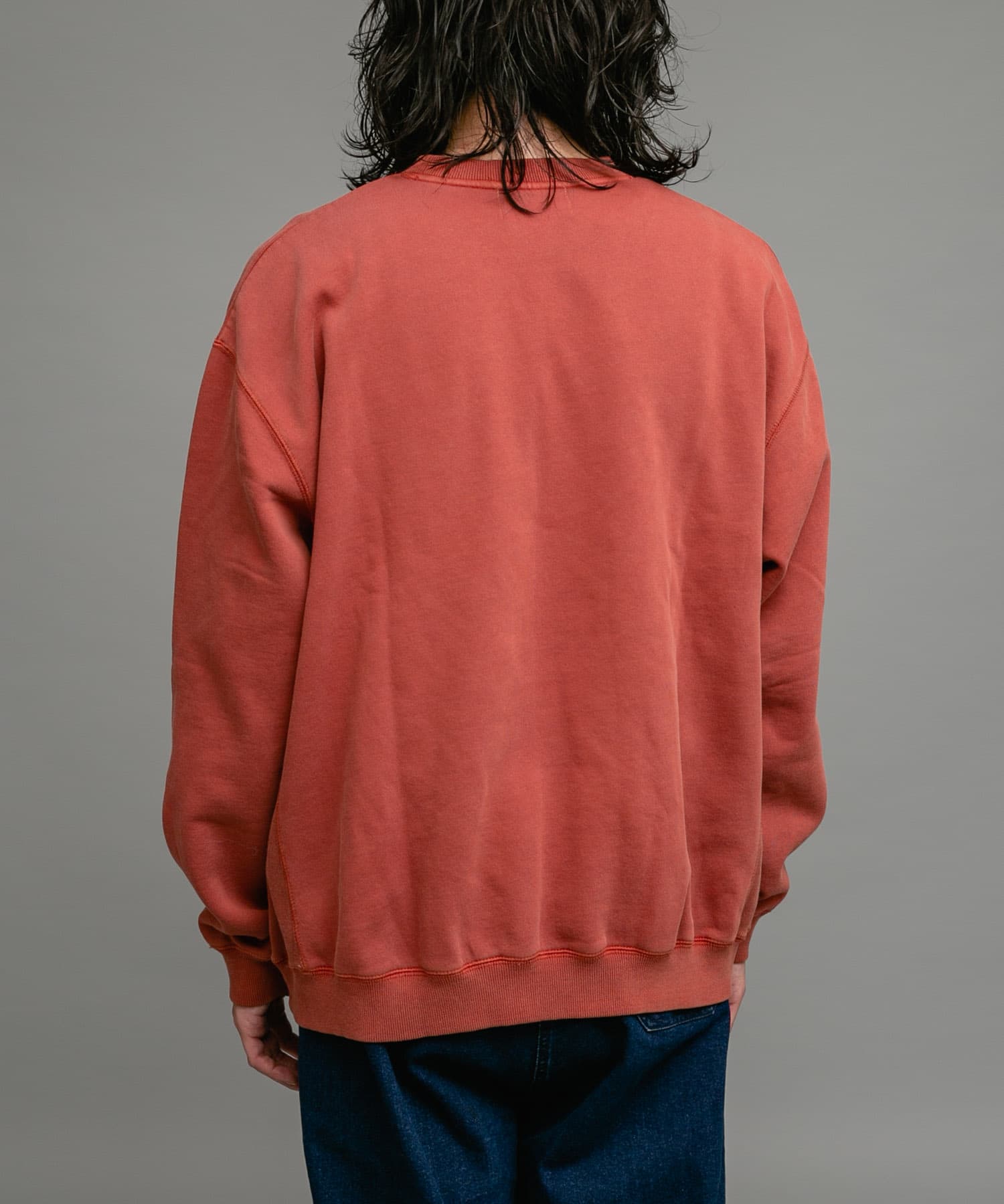 身長：180cm 体重：60kg サイズ：L