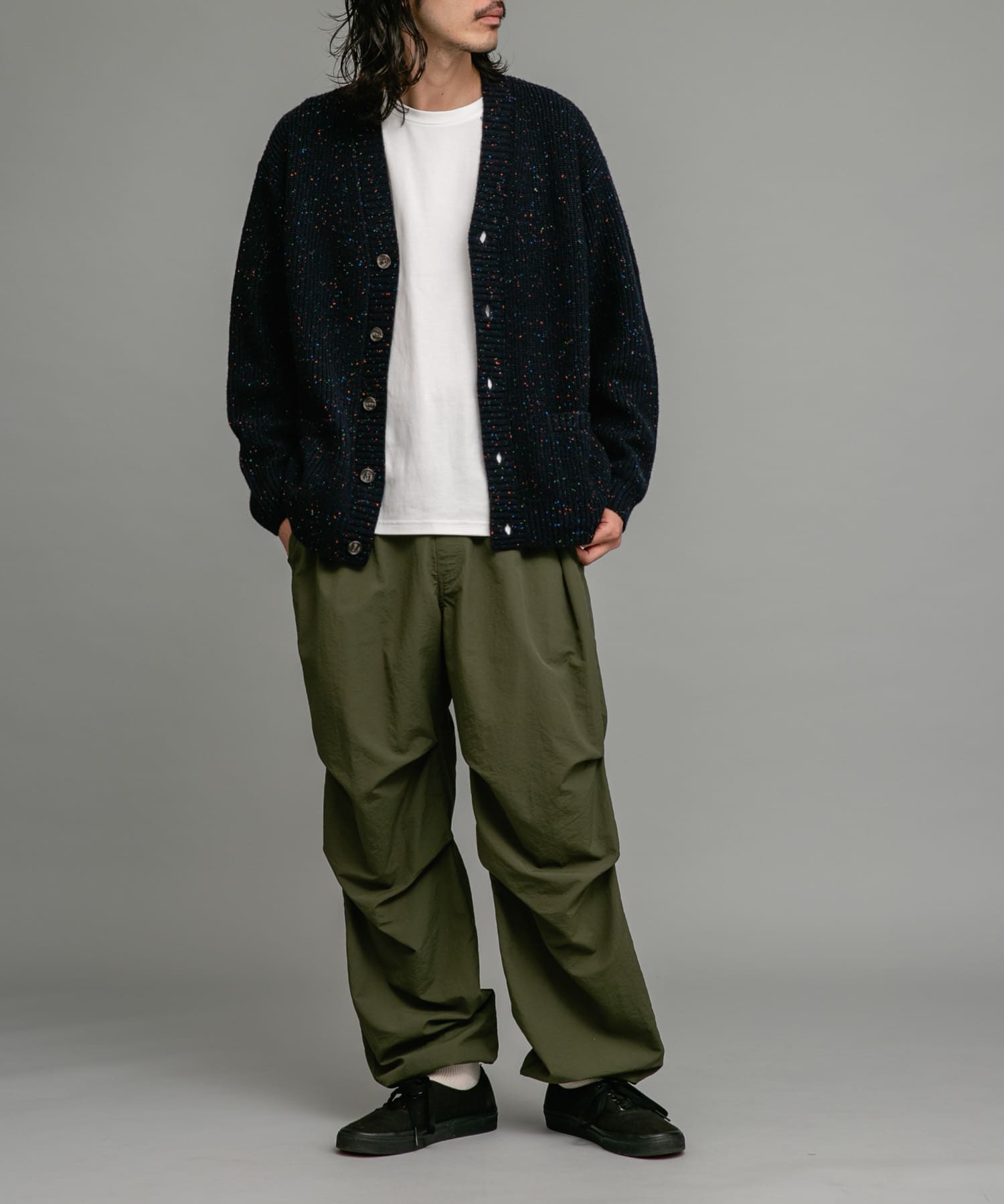 身長：180cm 体重：60kg サイズ：L