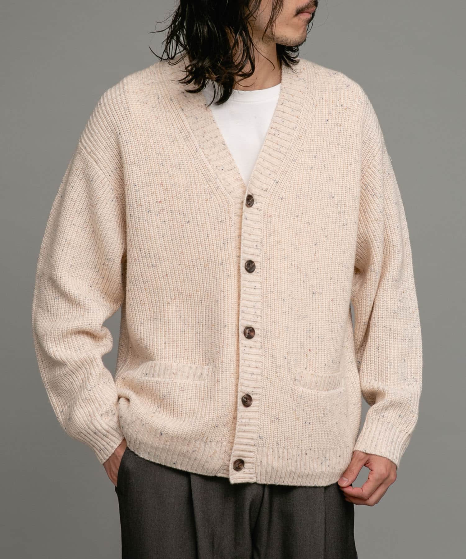 身長：180cm 体重：60kg サイズ：L