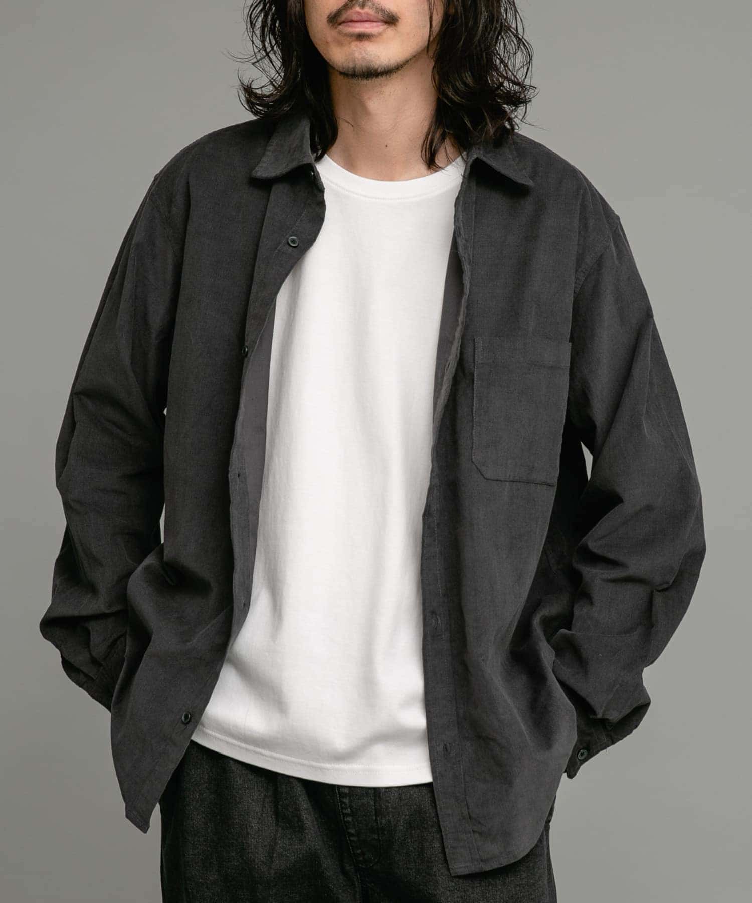 身長：180cm 体重：60kg サイズ：L