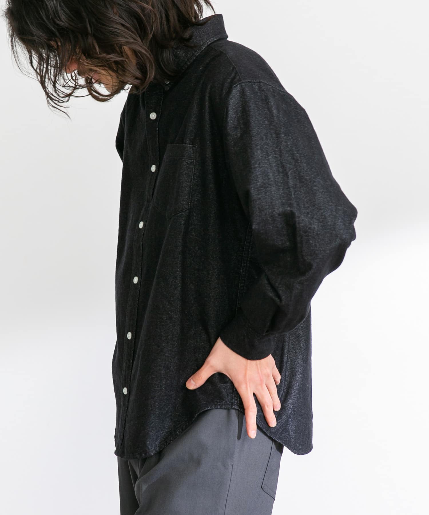 身長：180cm 体重：60kg サイズ：L