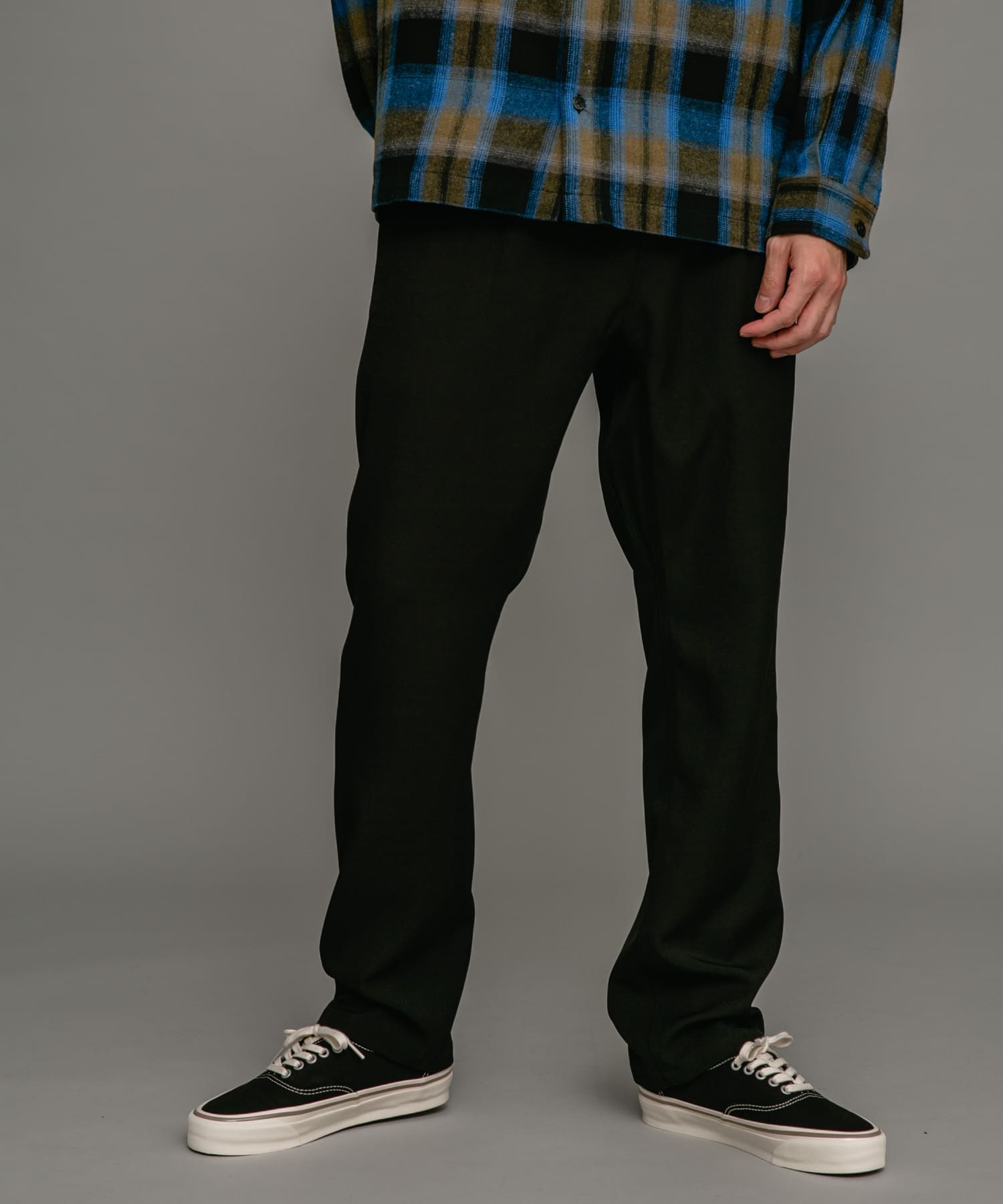 身長：180cm 体重：60kg サイズ：L