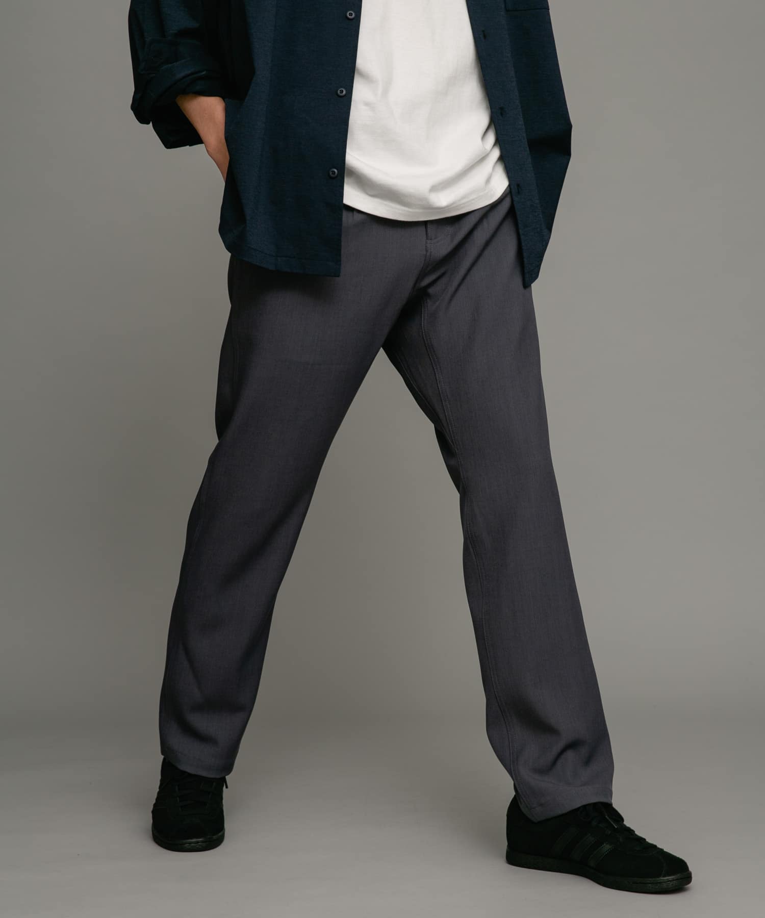 身長：180cm 体重：60kg サイズ：L