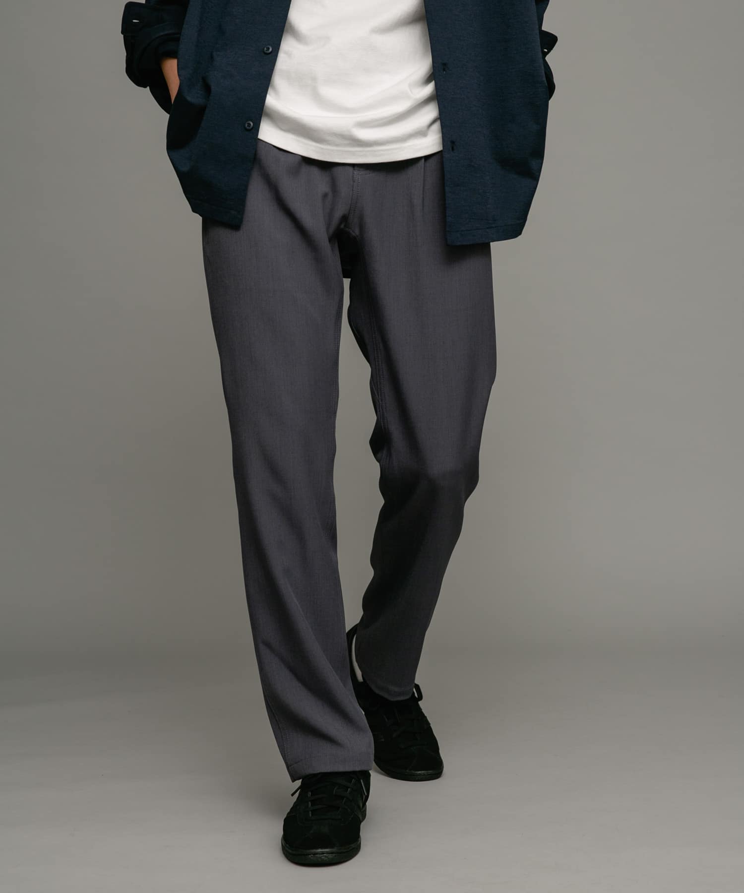 身長：180cm 体重：60kg サイズ：L