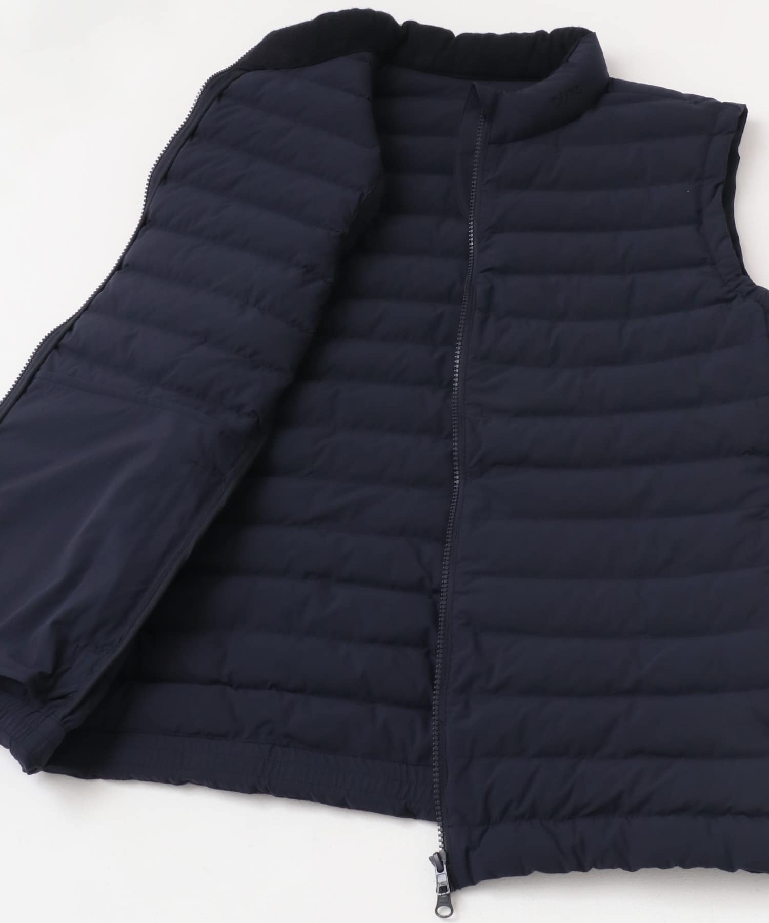 OOPS　撥水中綿ベスト NAVY M