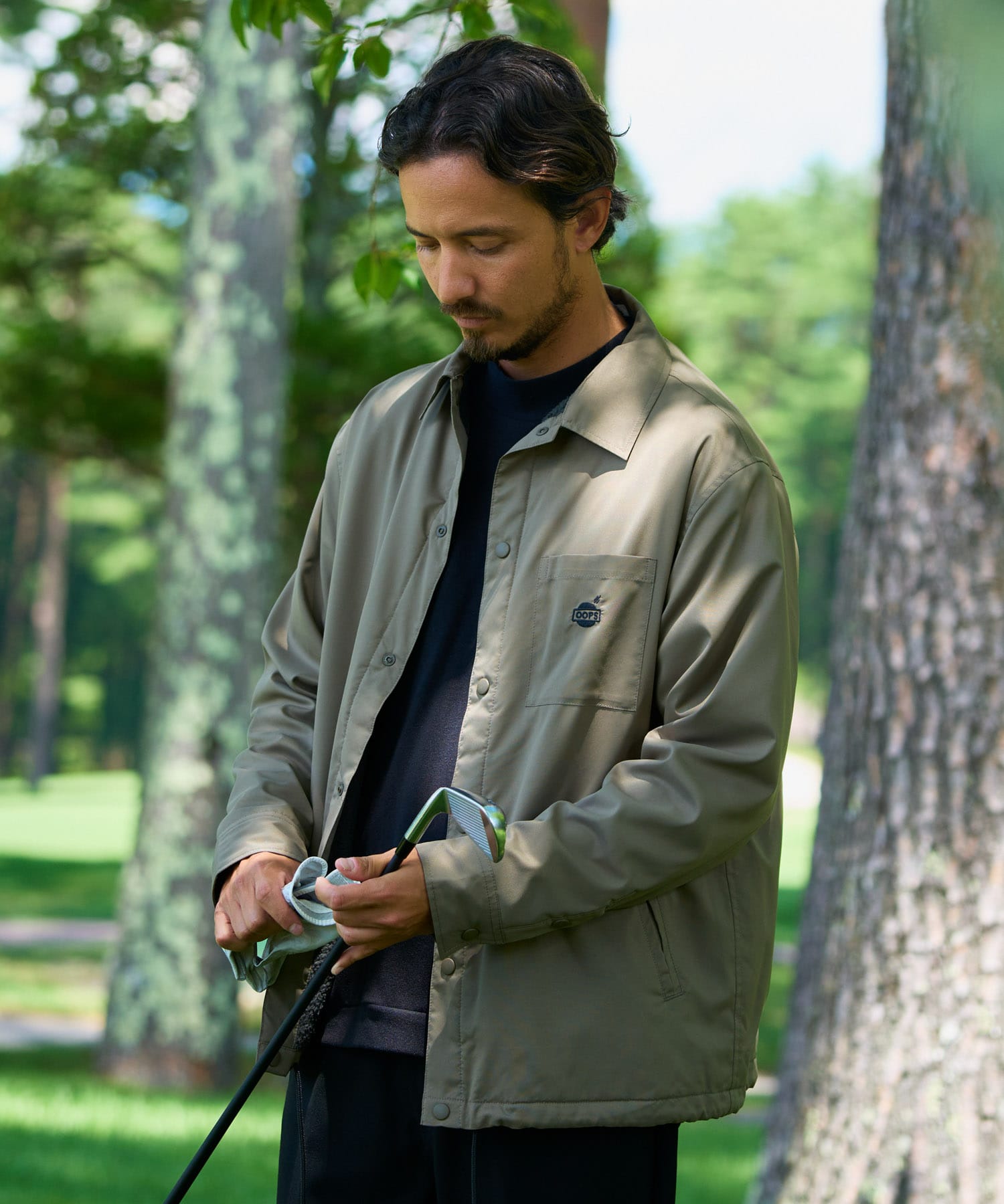 KHAKI