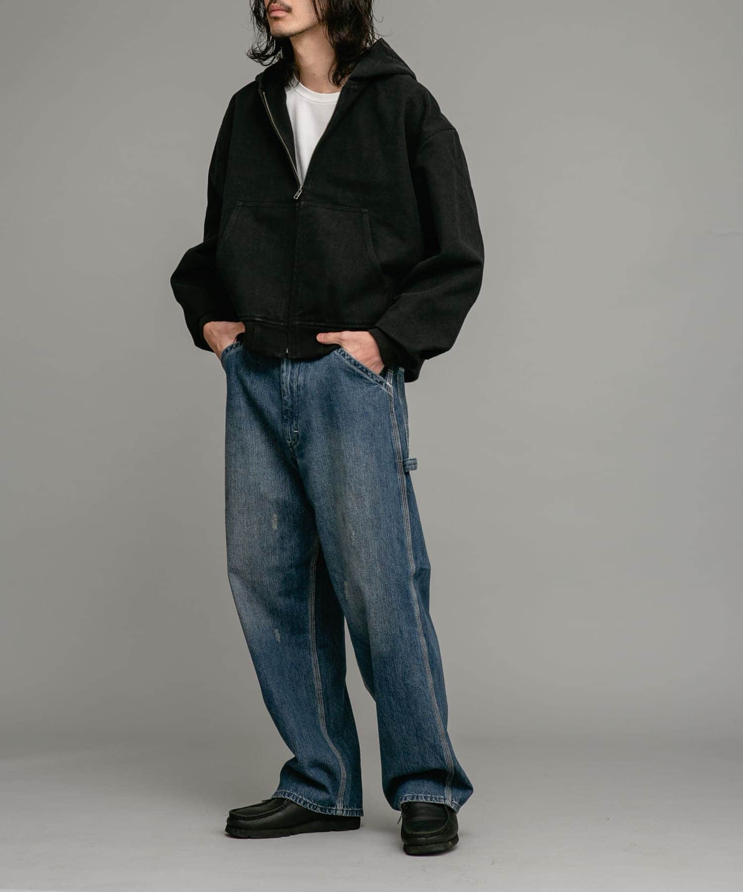 身長：180cm 体重：60kg サイズ：L