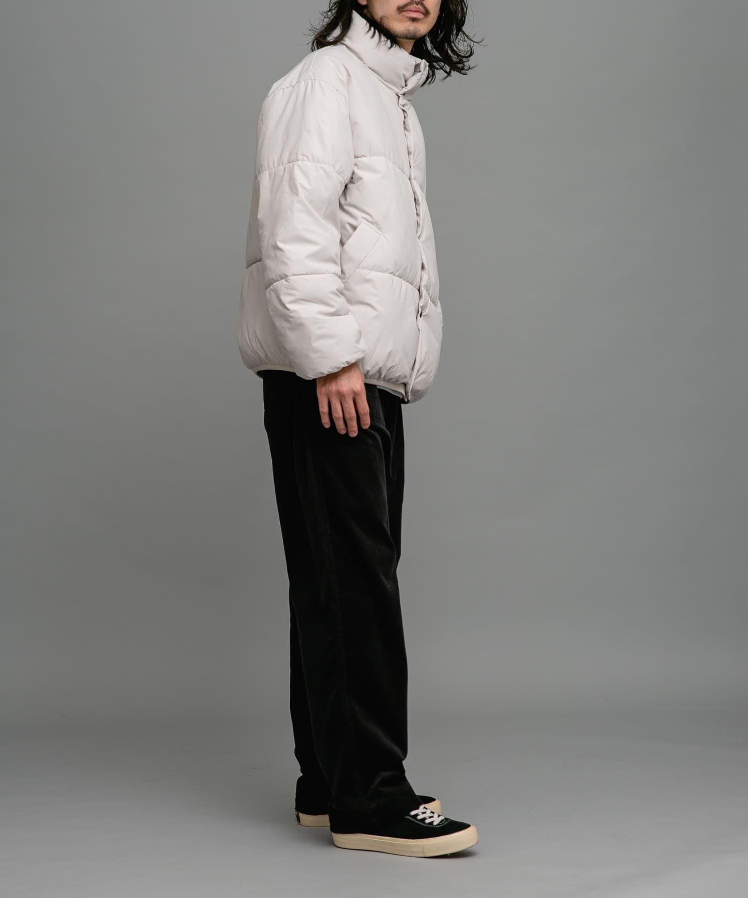 身長：180cm 体重：60kg サイズ：L