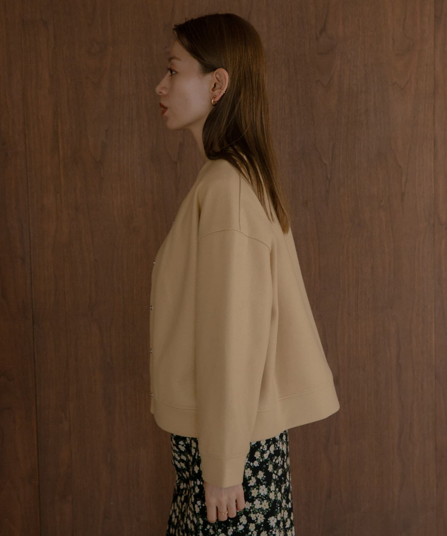 バターイエロー