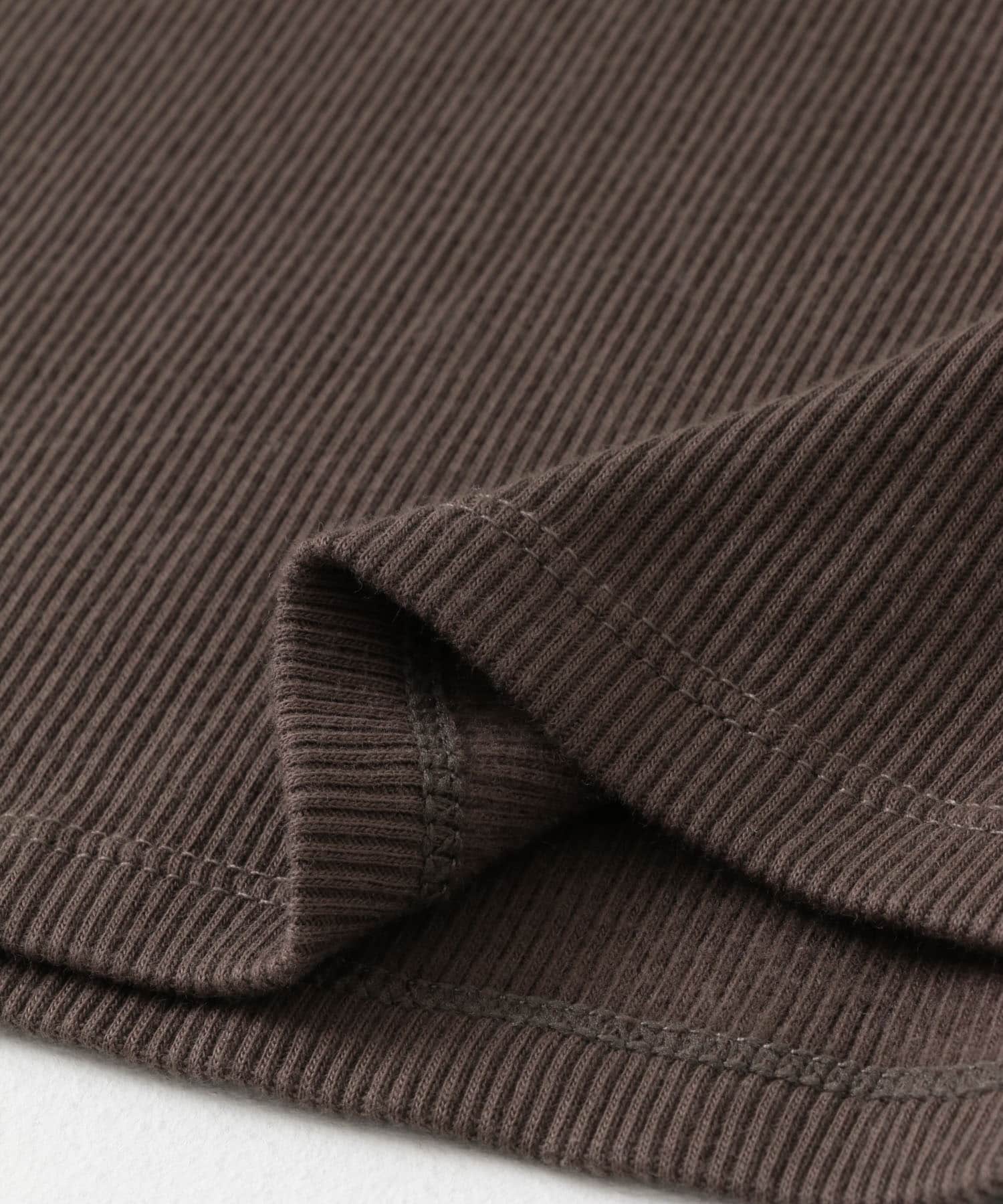 『UR TECH』蓄熱ベーシックロングTシャツ ブラウン FREE