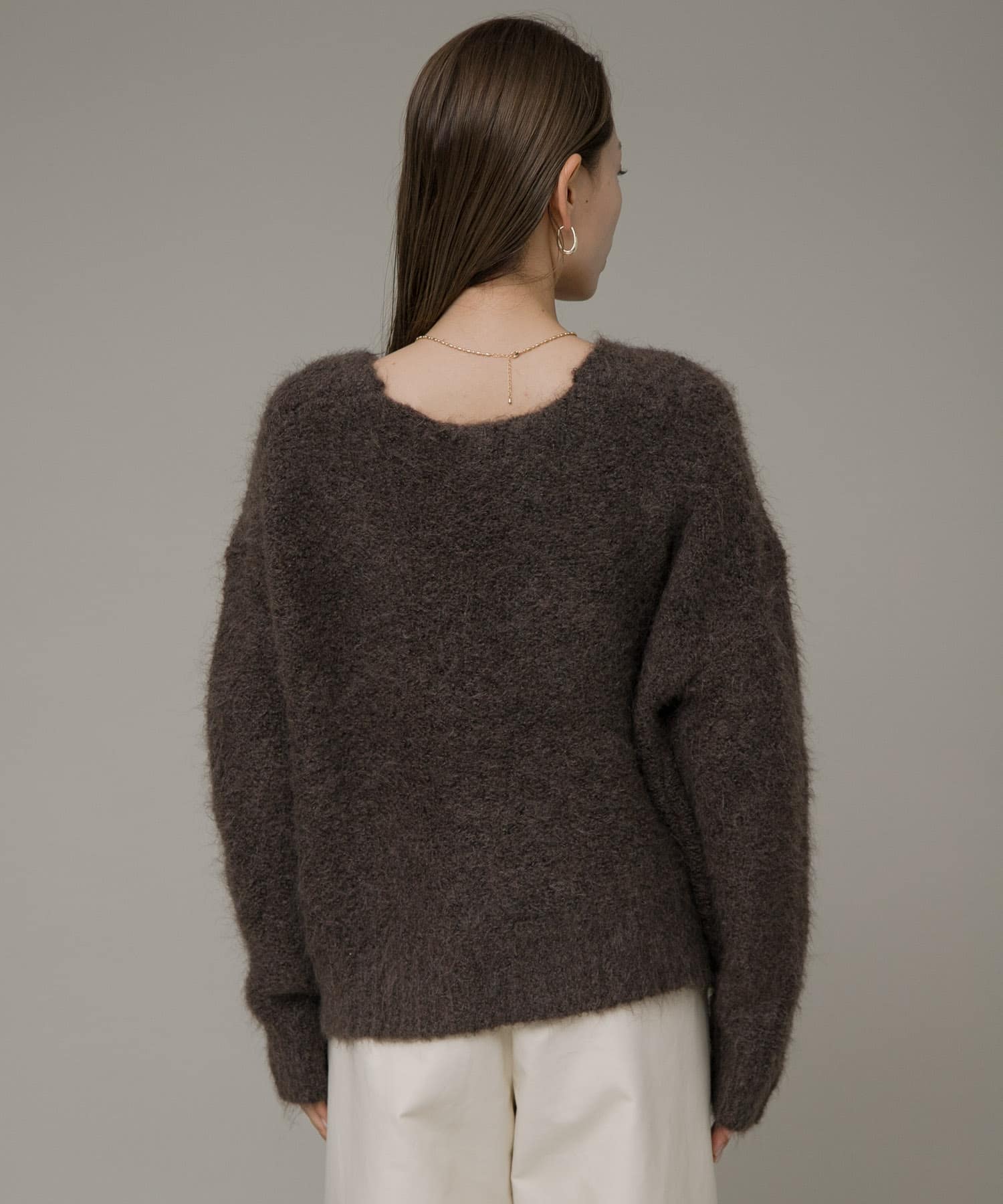 ディープVネックプルオーバー(FREE コーヒー): トップス|URBAN ディープVネックプルオーバー(FREE コーヒー): トップス|URBAN