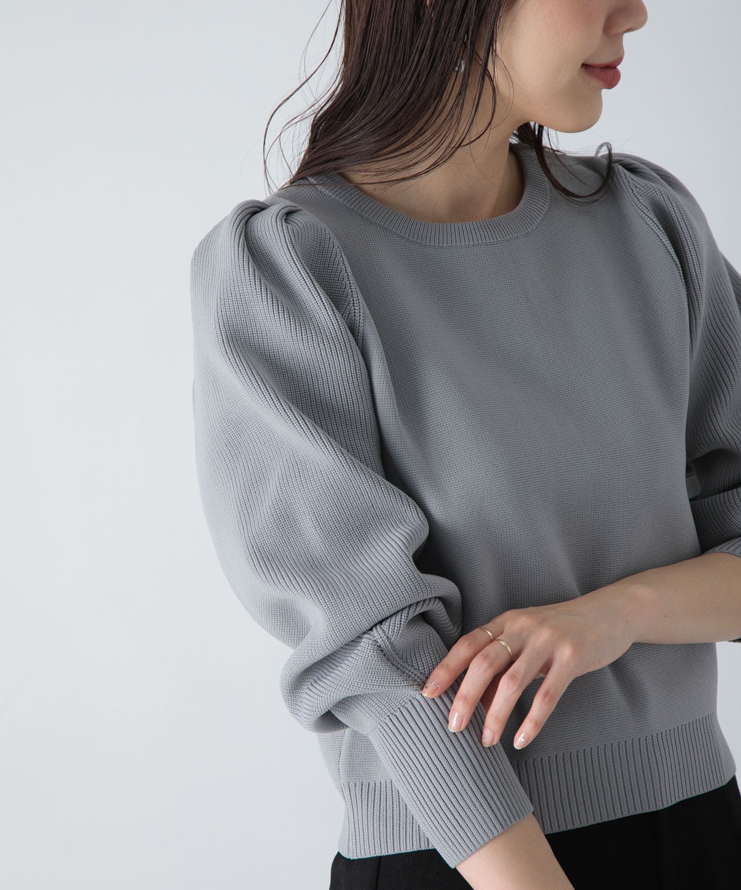 今期新作 入手困難 新品 ELLIE ボリュームスリーブスウェット GRAY ボリュームスリーブショートニット【WHITE】 – ELLIE