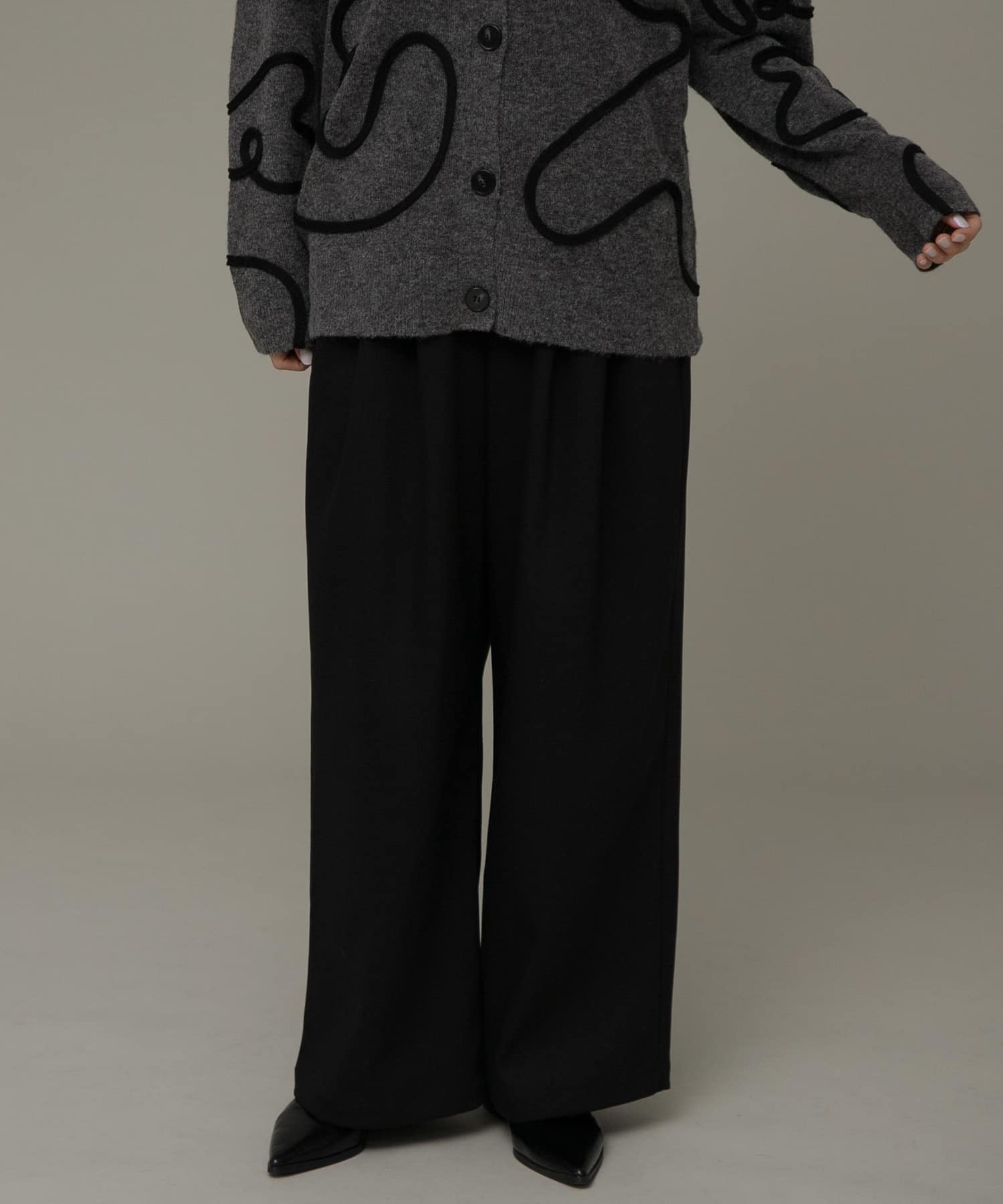 身長：164cm サイズ：38