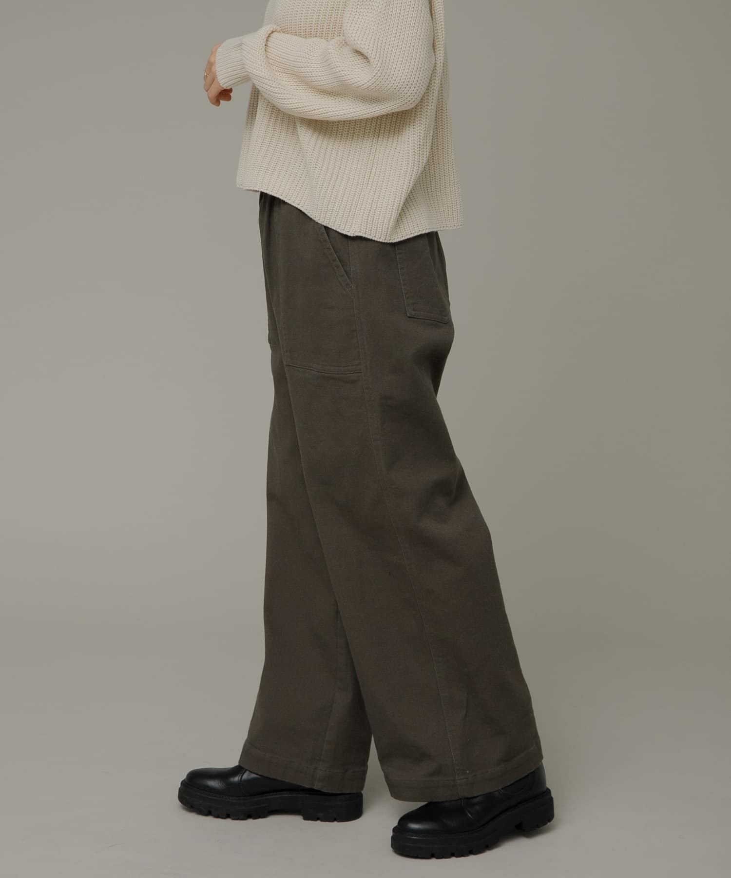 身長：164cm サイズ：38