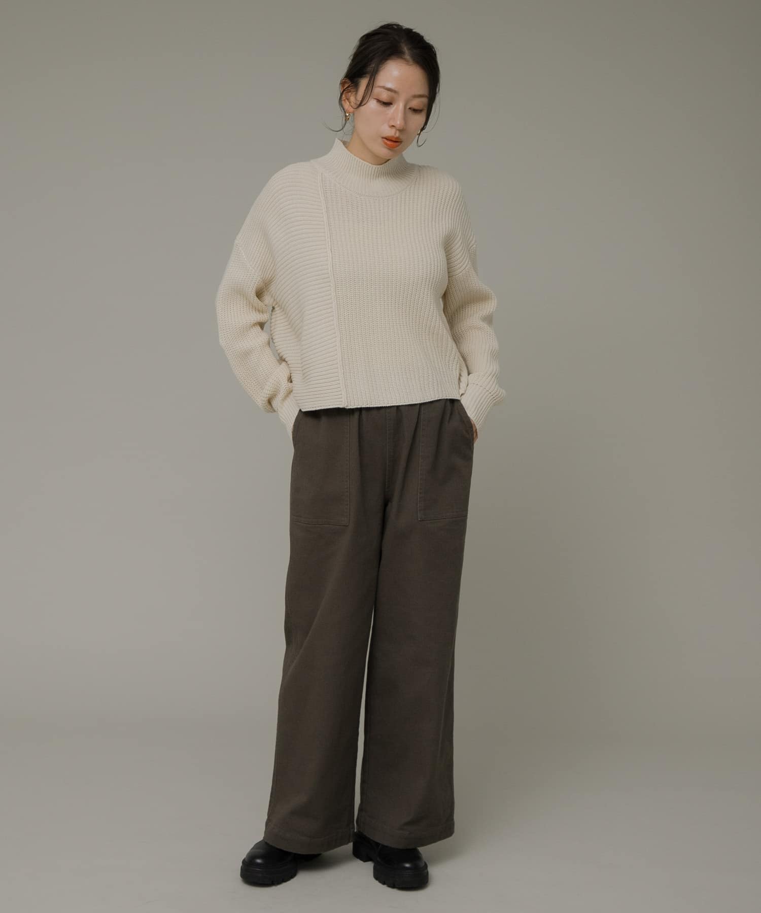 身長：164cm サイズ：38