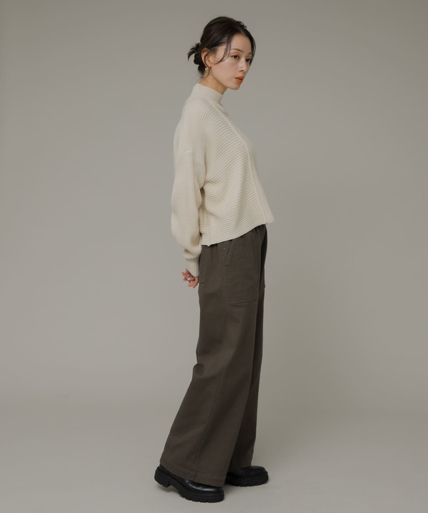 身長：164cm サイズ：38