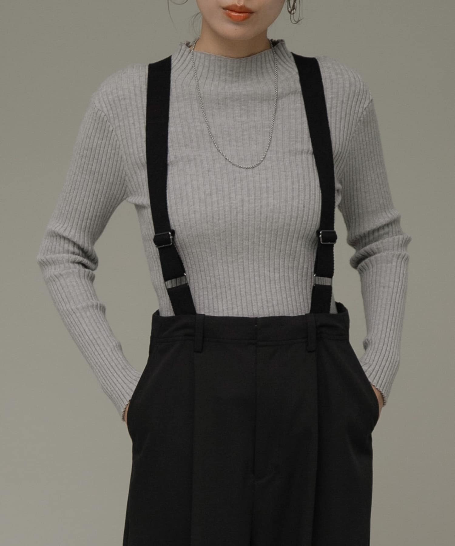 身長：164cm サイズ：38