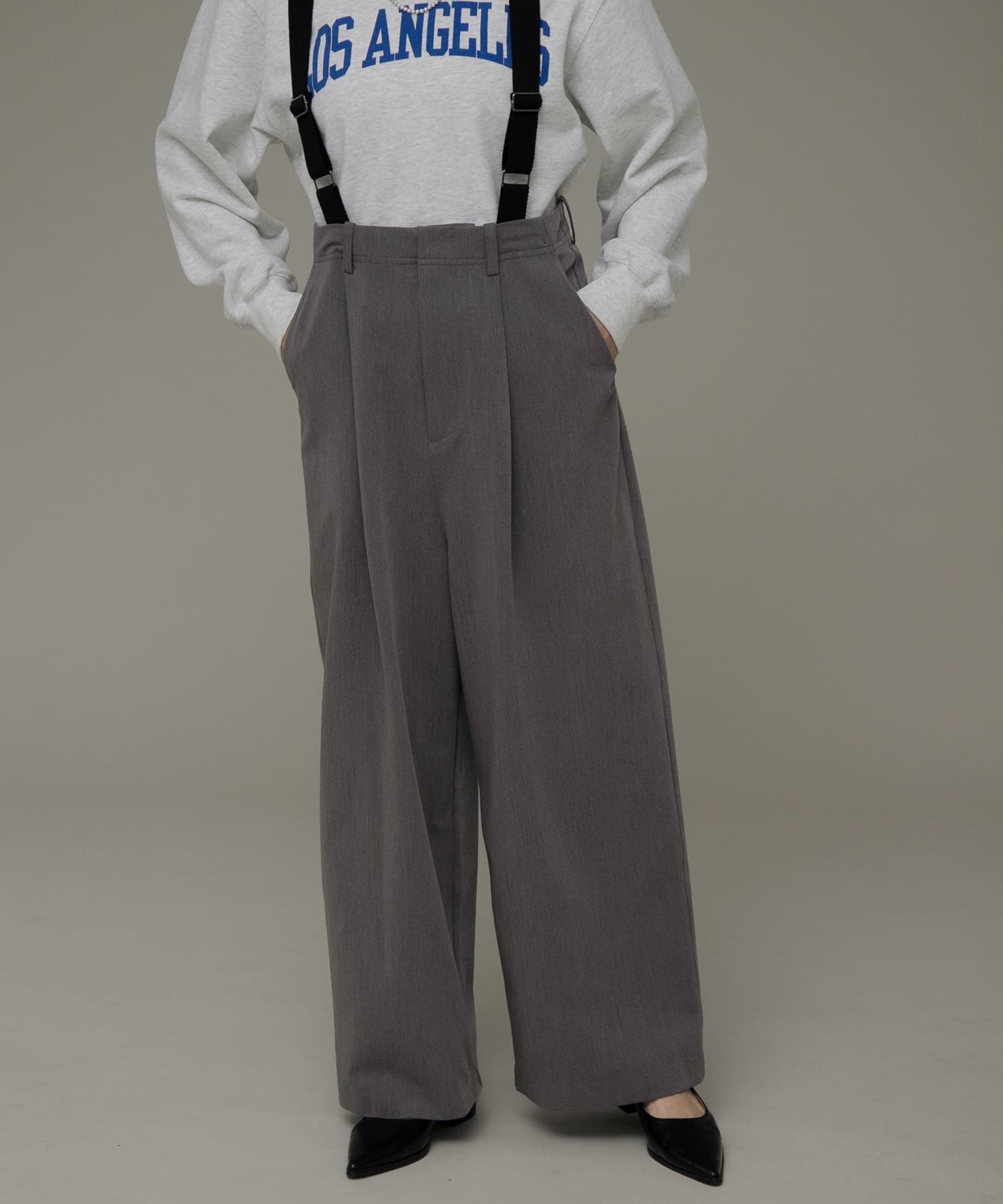 身長：164cm サイズ：38
