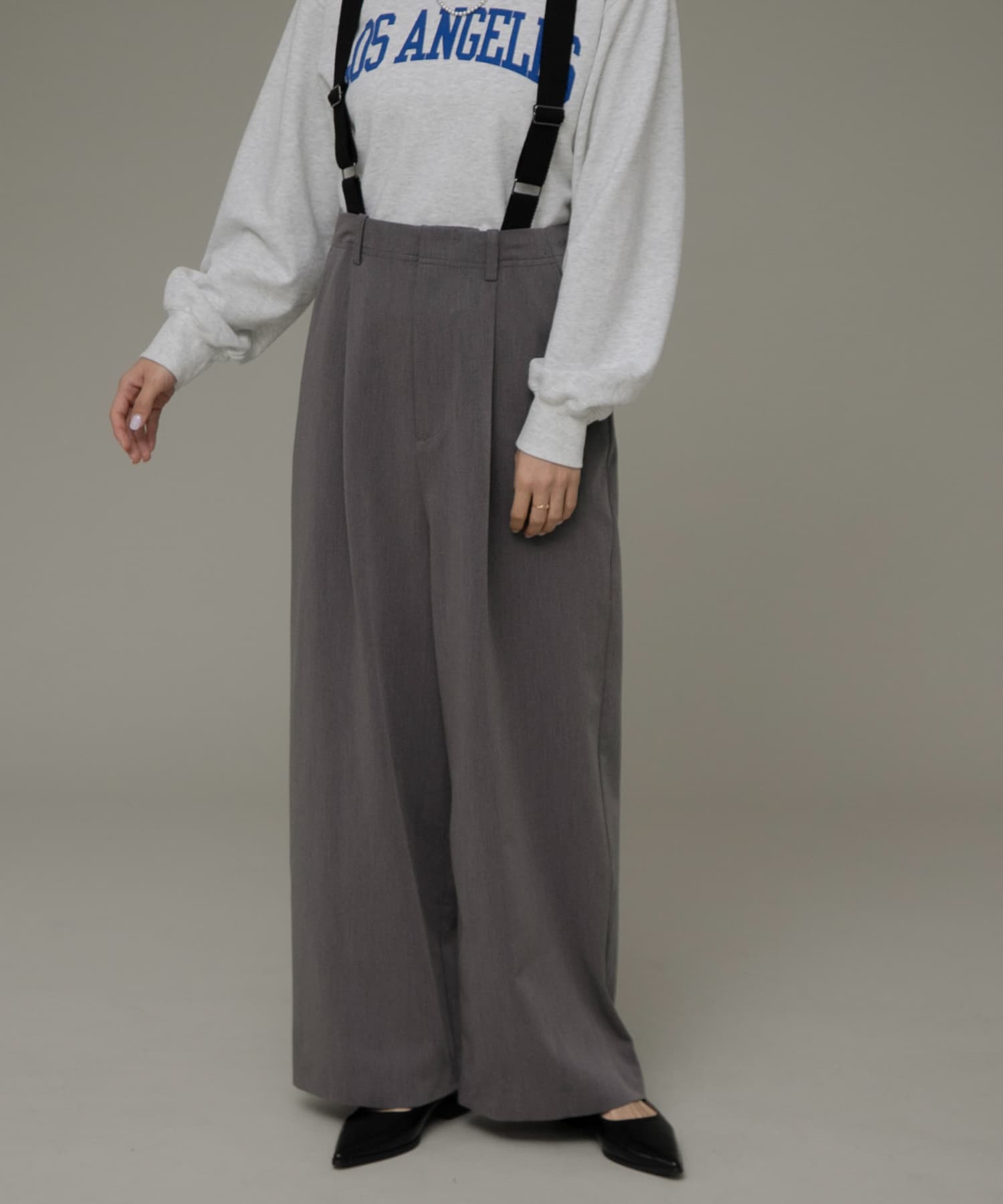 身長：164cm サイズ：38