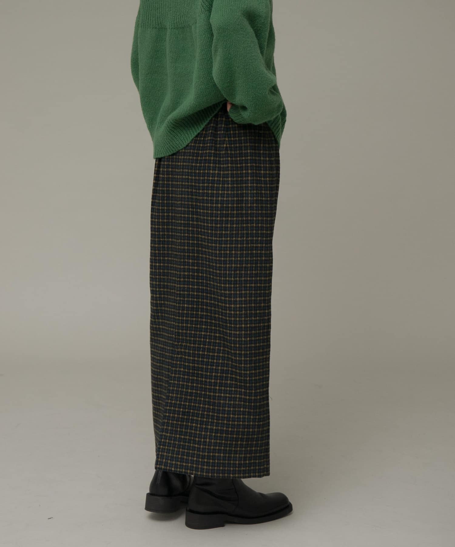 身長：166cm サイズ：38