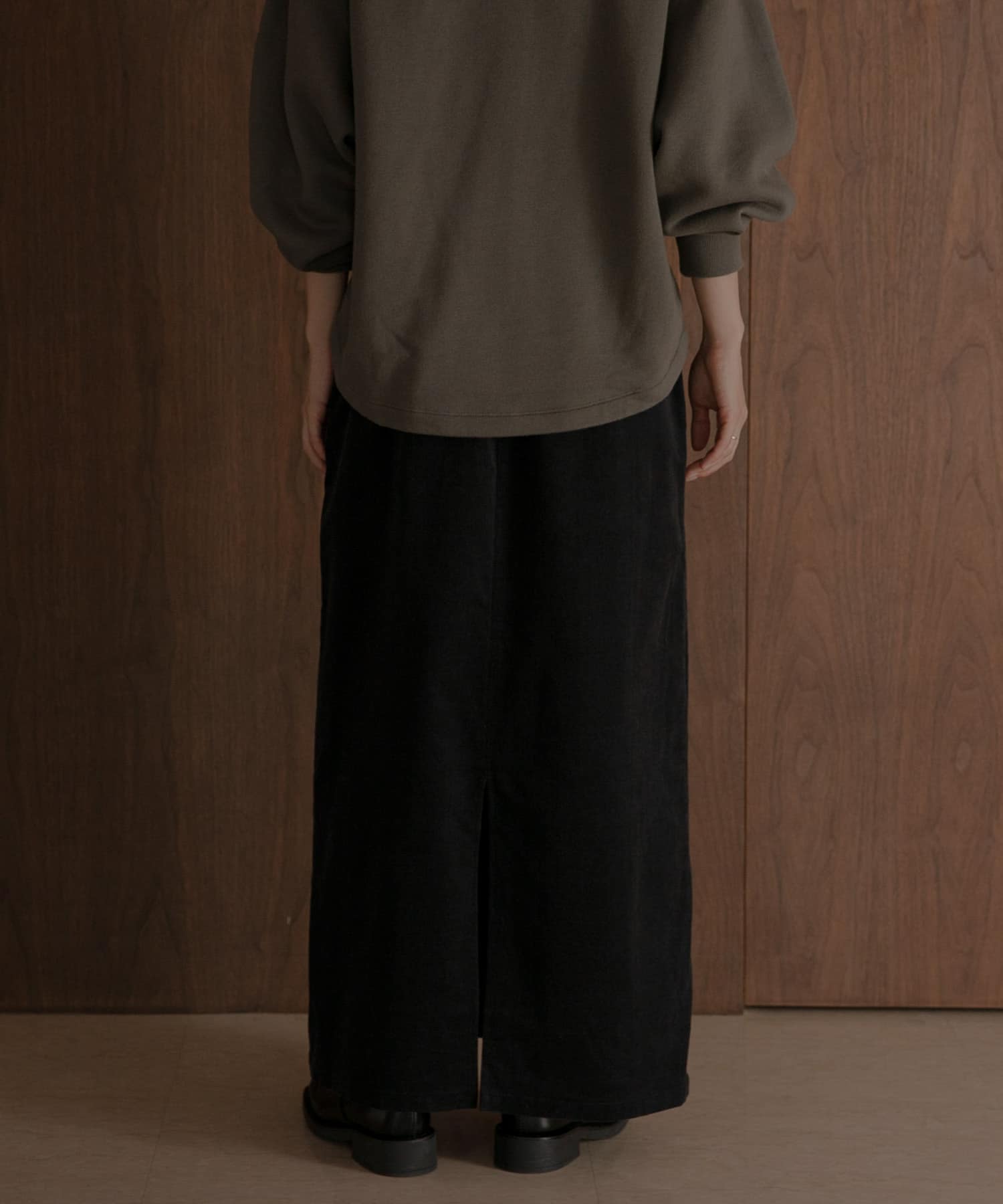 身長：164cm サイズ：38