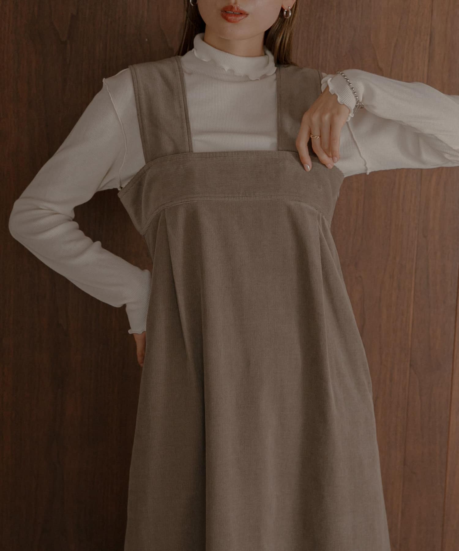 身長：164cm サイズ：38