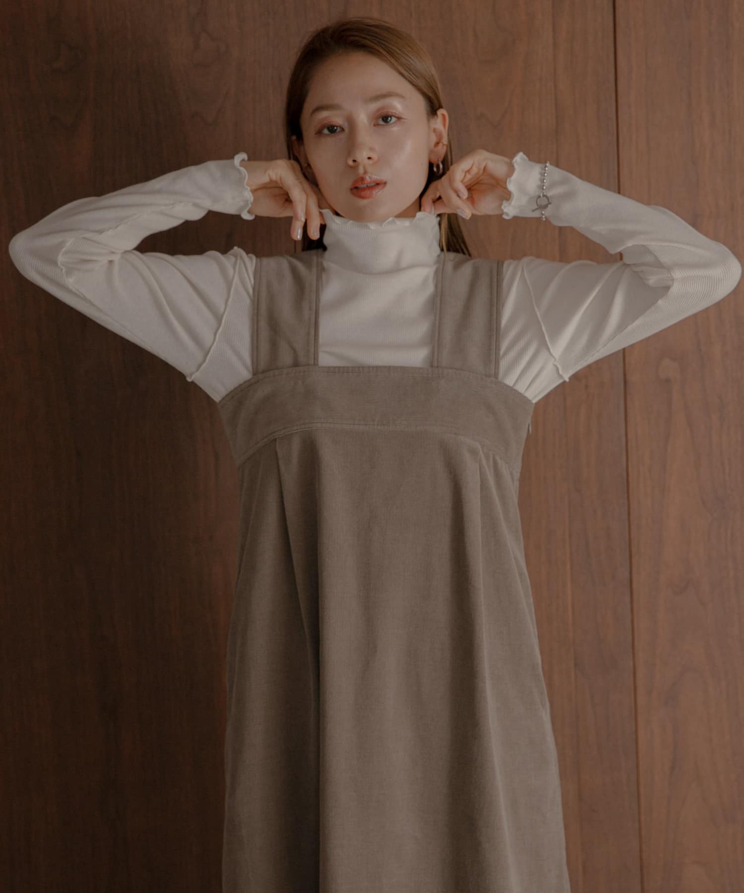 身長：164cm サイズ：38