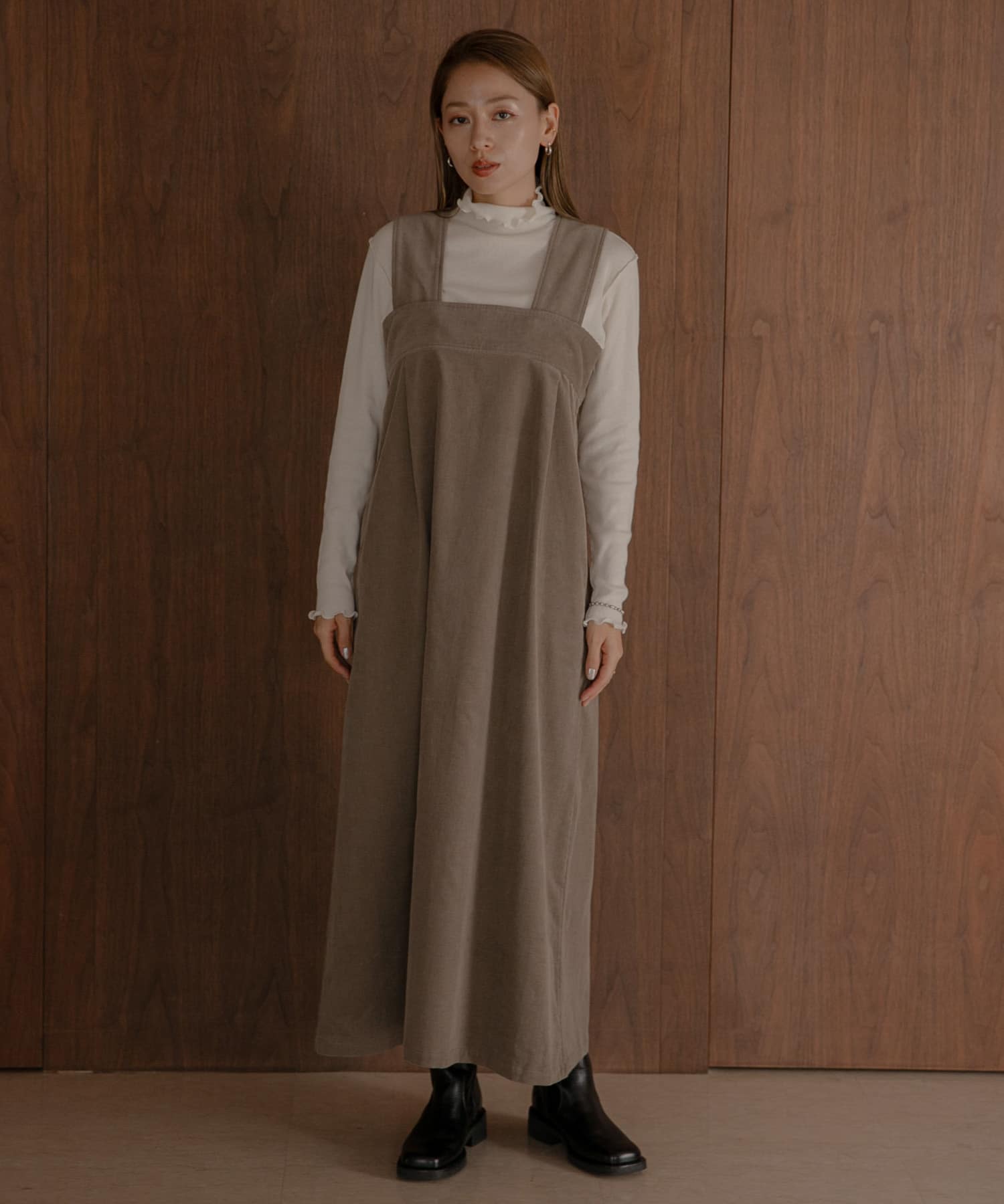 身長：164cm サイズ：38