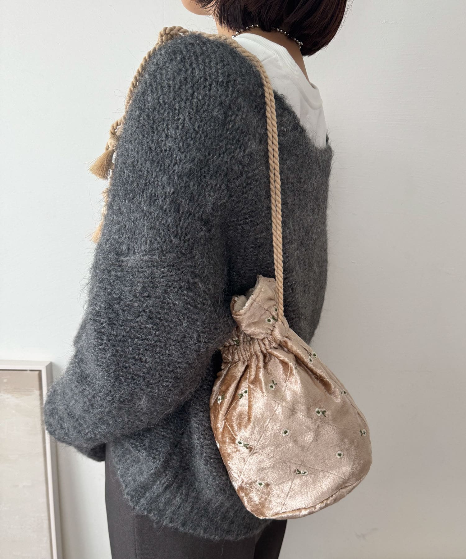 minimute ベロアミニバッグ WHYTO.｜ベロア ギャザー ミニバッグ “velour gather mini bag
