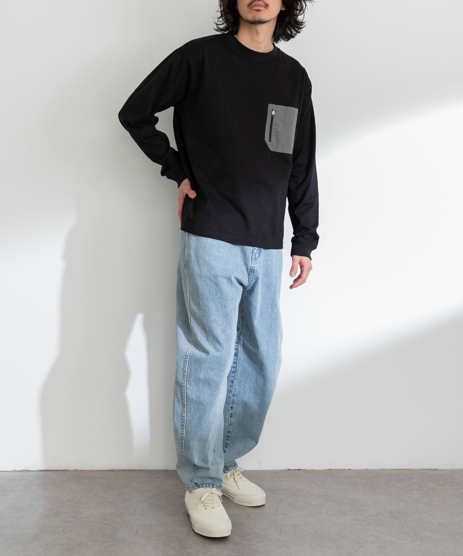 身長：180cm 体重：60kg サイズ：L